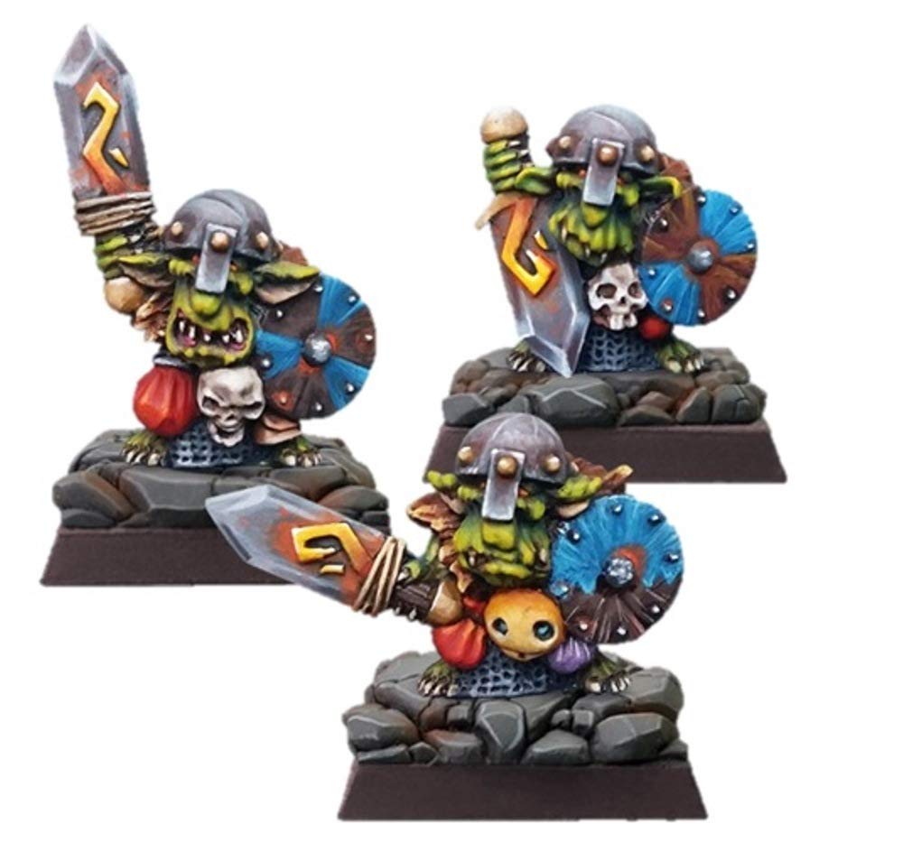 Iron Skulls v.1 - Heavy Duty Metal Skull Decor for Home, Office & Halloween - Gothic Horror Decorations for Wall, Shelf & Tabletop Display