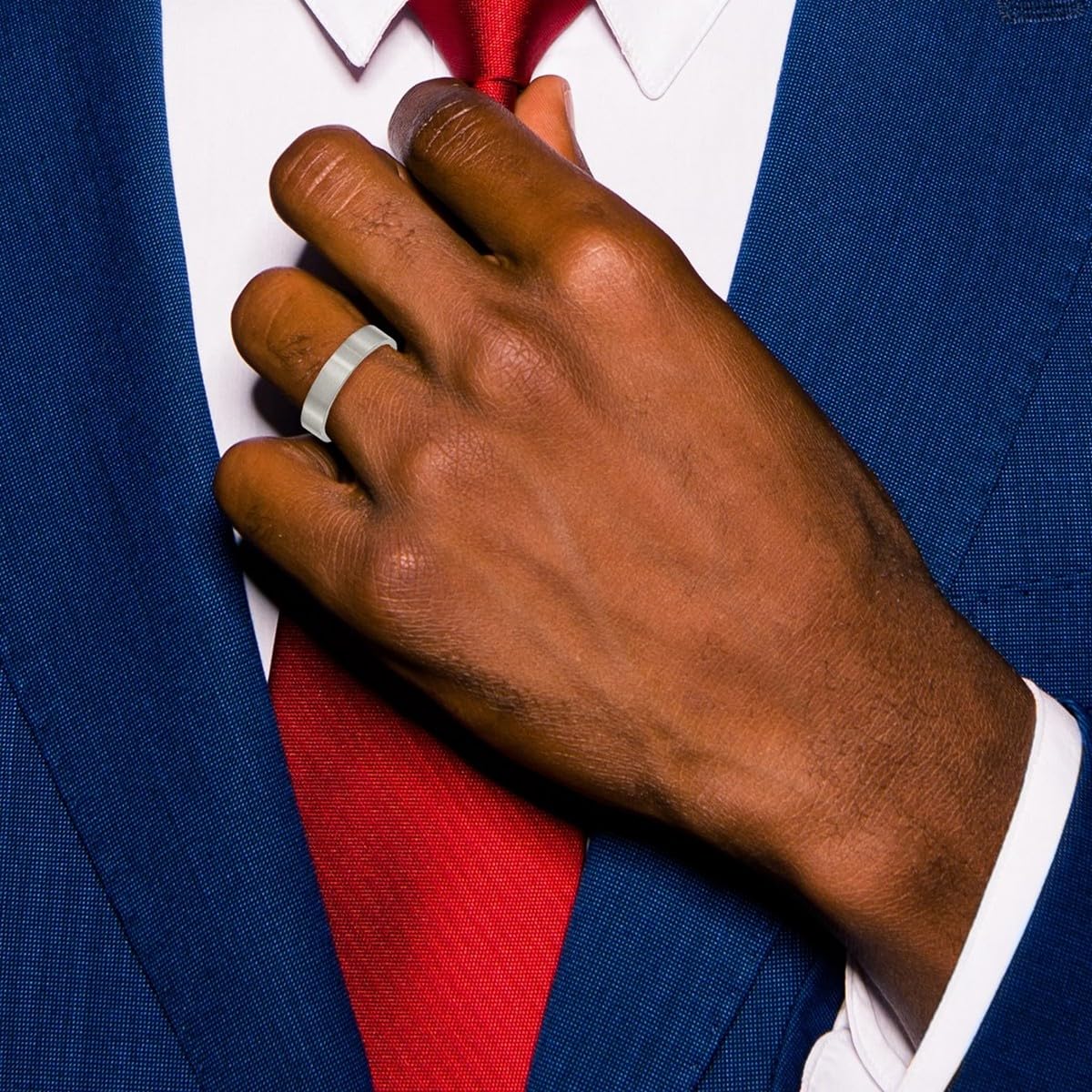 Titanium Flat Brushed Band Ring for Women & Men - Durable Hypoallergenic Wedding Ring, Anniversary Gift - Available in Multiple Sizes (4-13) - Perfect for Everyday Wear, Couples Matching Rings & Special Occasions