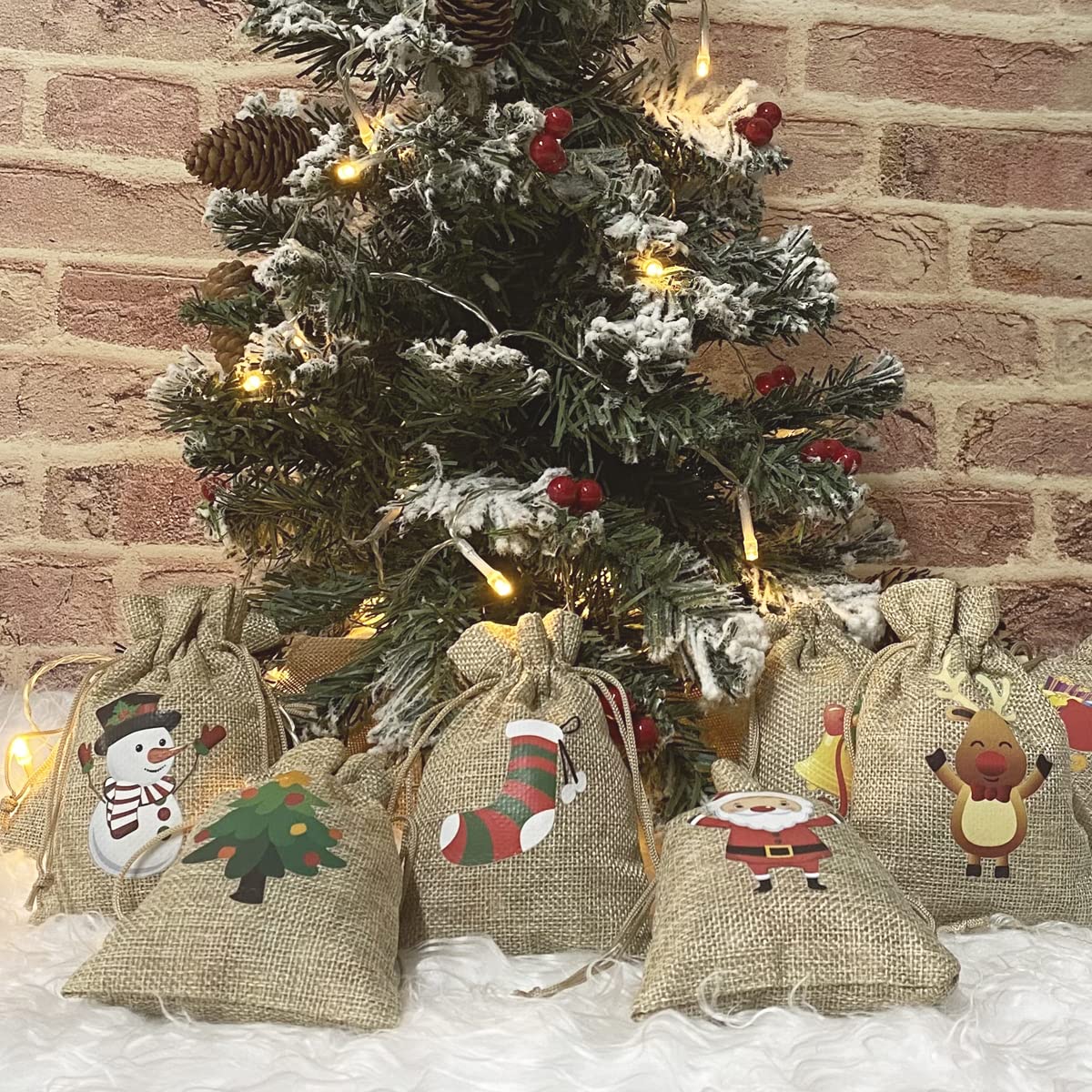 36 Pack Small Christmas Gift Bags with Drawstring - Tiny Burlap Candy Bags for Holiday Stocking Stuffers, Party Favors & New Year Treats - Perfect for Xmas Gifts, Candy, Cookies & Small Holiday Presents