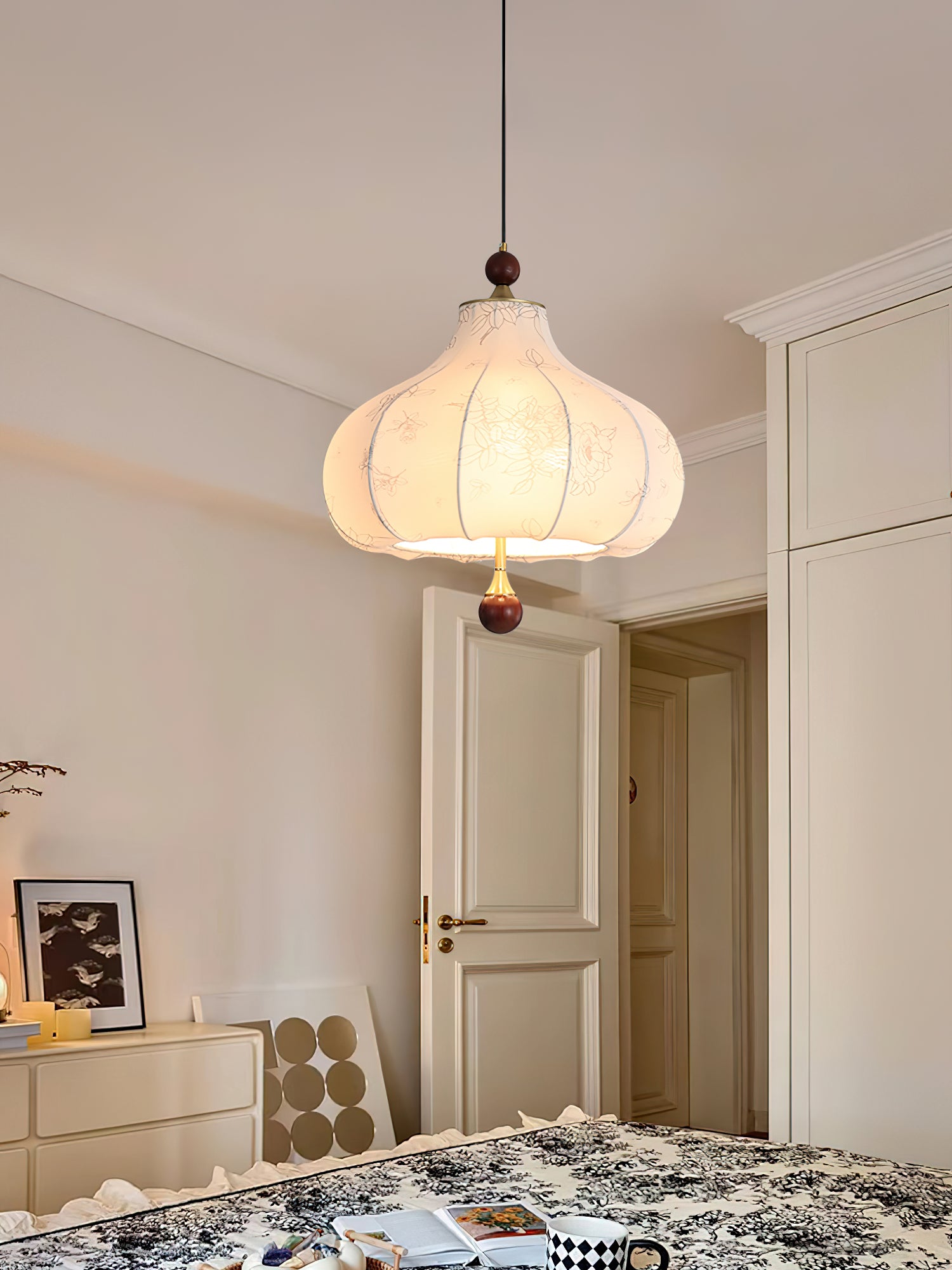 Elegant Chestnut Bloom Pendant Light - Modern Hanging Chandelier for Dining Room, Kitchen Island, or Bedroom Decor