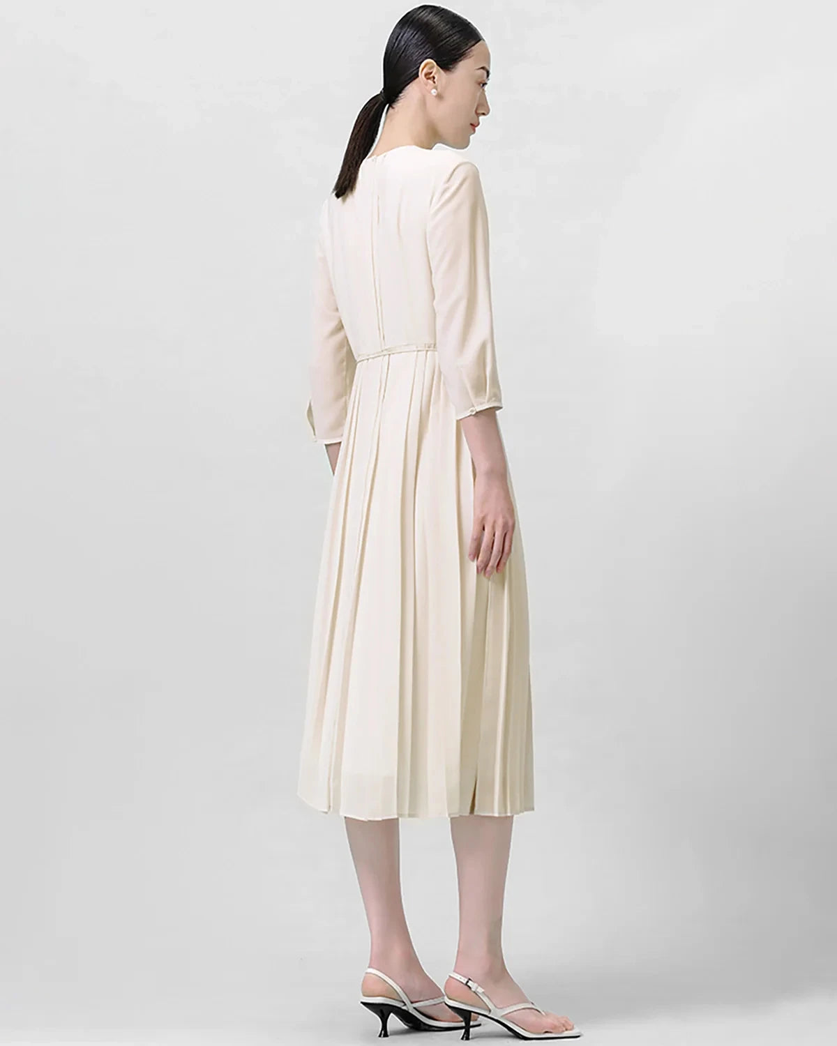 Elegant Pleated 3/4 Sleeve Silk Dress for Women - Perfect for Cocktail Parties, Weddings & Special Occasions