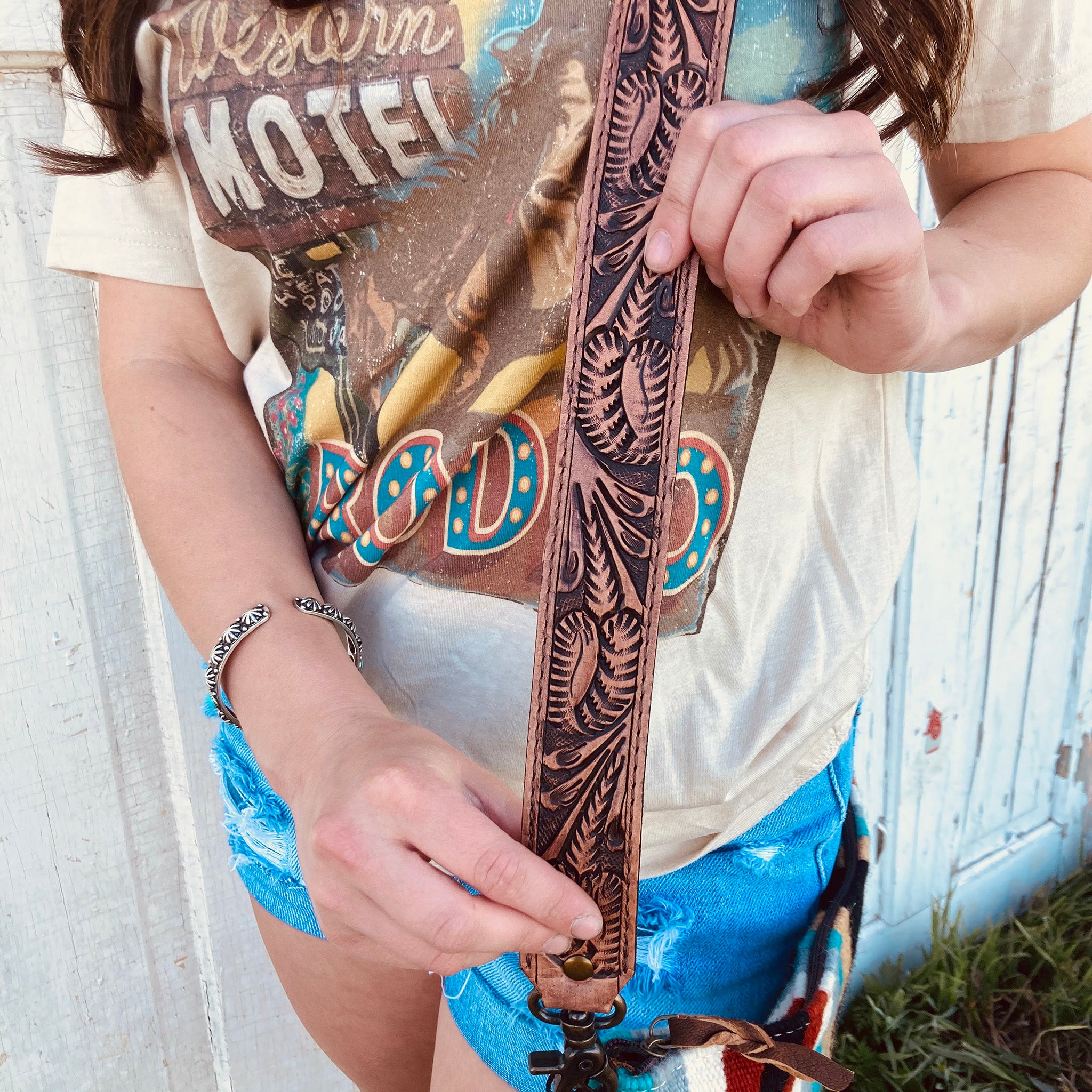 American Darling Aztec Print Blanket with Fringe - Stylish Crossbody Wrap for Outdoor Picnics, Beach Days & Boho Fashion