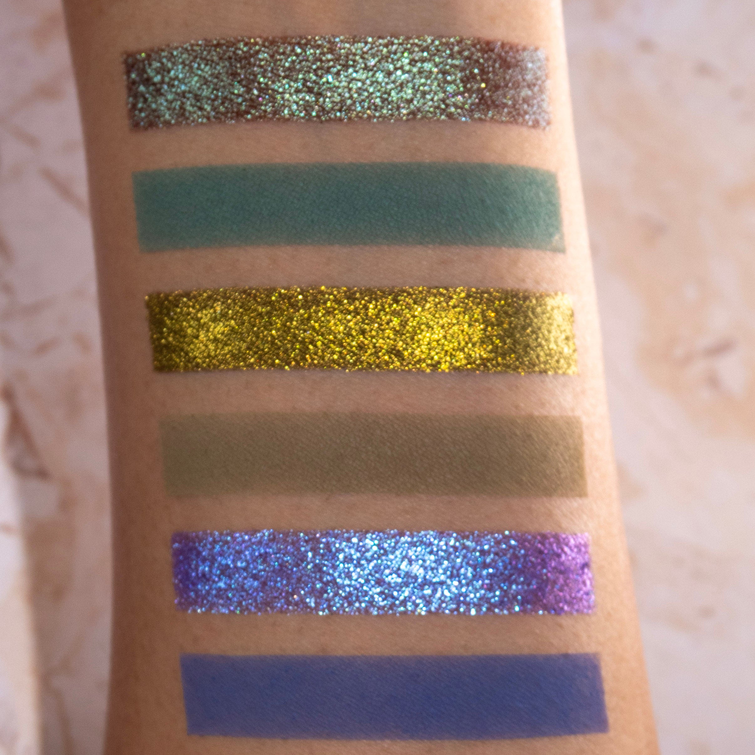 Best Eyeshadow Palette for Under Eye Beauty - Long Lasting & Pigmented Makeup for Daily Use & Special Occasions