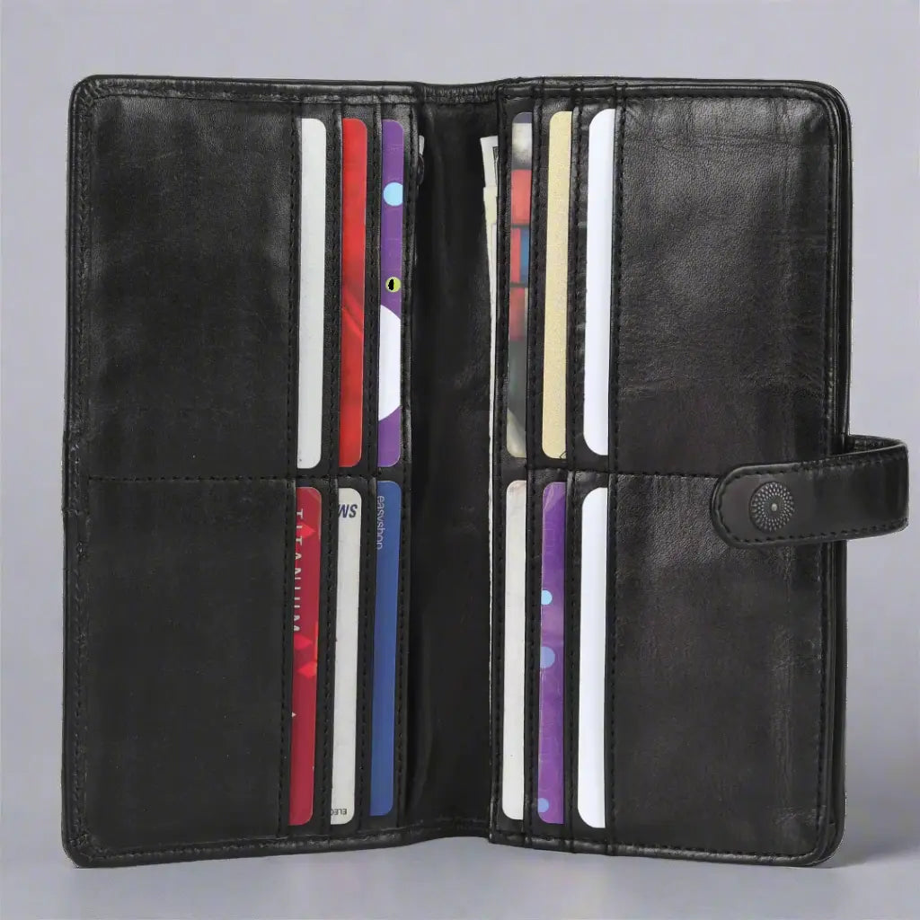 MET Women's Snap Tab Leather Wallet - Slim RFID Blocking Bifold Wallet with Zipper Pocket - Perfect for Everyday Use, Travel, and Gift Giving