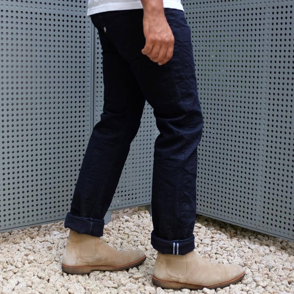 Aidol 1/6 Scale Blue Tapered Jeans AI003 - Perfect Fit for Action Figures & Collectible Dolls - Great for Photography, Diorama Displays, and Custom Outfits