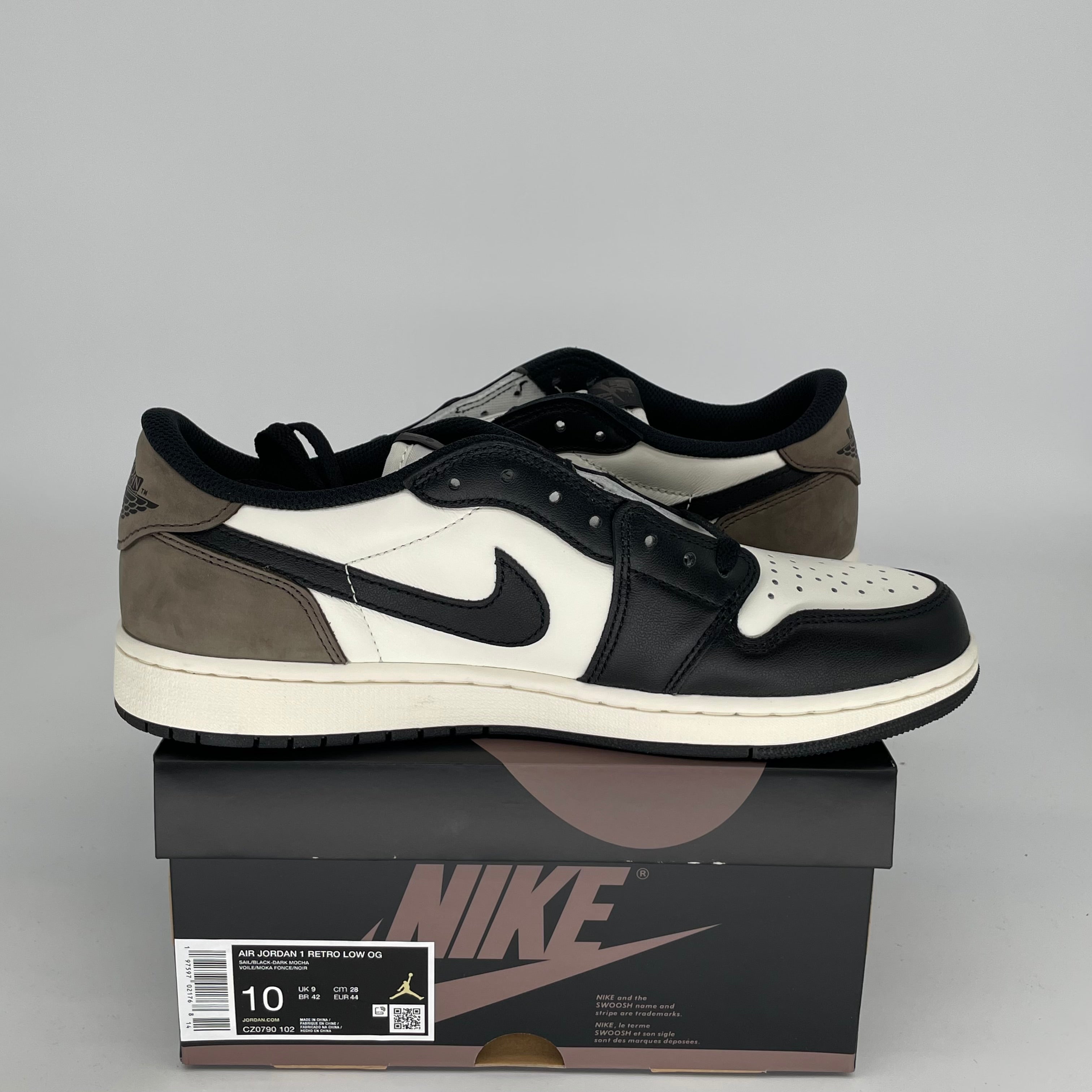 AIR JORDAN 1 LOW MOCHA Men's Sneakers Size 10 - CZ0790-102 | Retro Basketball Shoes for Casual Wear & Street Style Fashion
