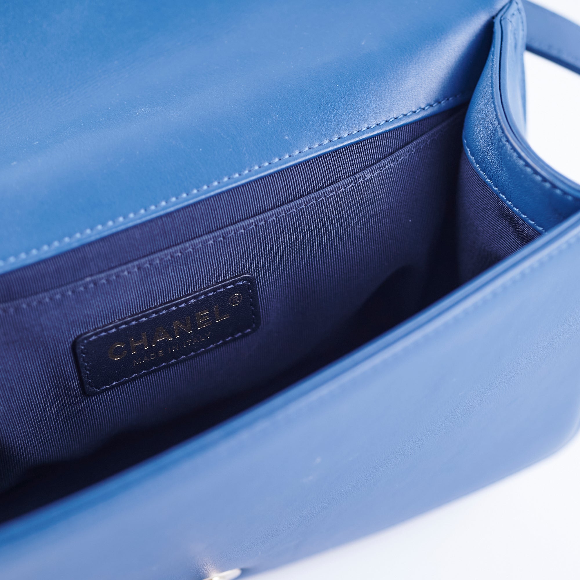 Chanel Old Medium Boy Chevron Lambskin Blue Leather Handbag - Luxury Crossbody Bag for Women, Perfect for Date Night & Special Occasions