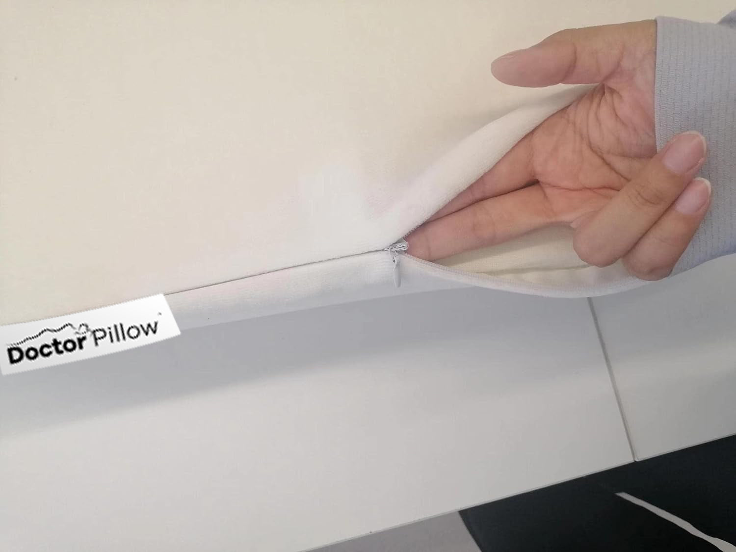 Dr. PILLOW CPAP Therapeutic Pillow for Side Sleepers - Comfortable & Supportive Pillow for CPAP Users, Sleep Apnea Relief, Better Sleep - Ideal for Home & Travel Use