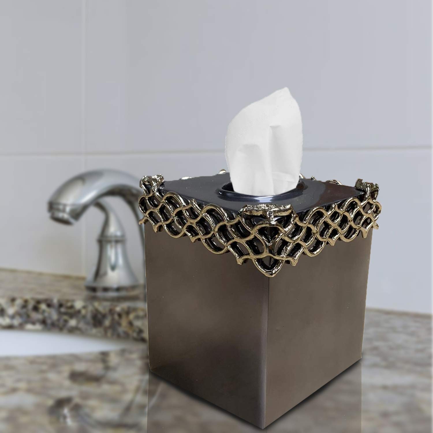 Decozen Gold Tissue Box Cover - Elegant Paper Towel Holder & Toilet Paper Dispenser for Kitchen, Bathroom, Bedroom Decor | Arabesque Collection | Perfect for Countertops, Dressers & Home Accessories