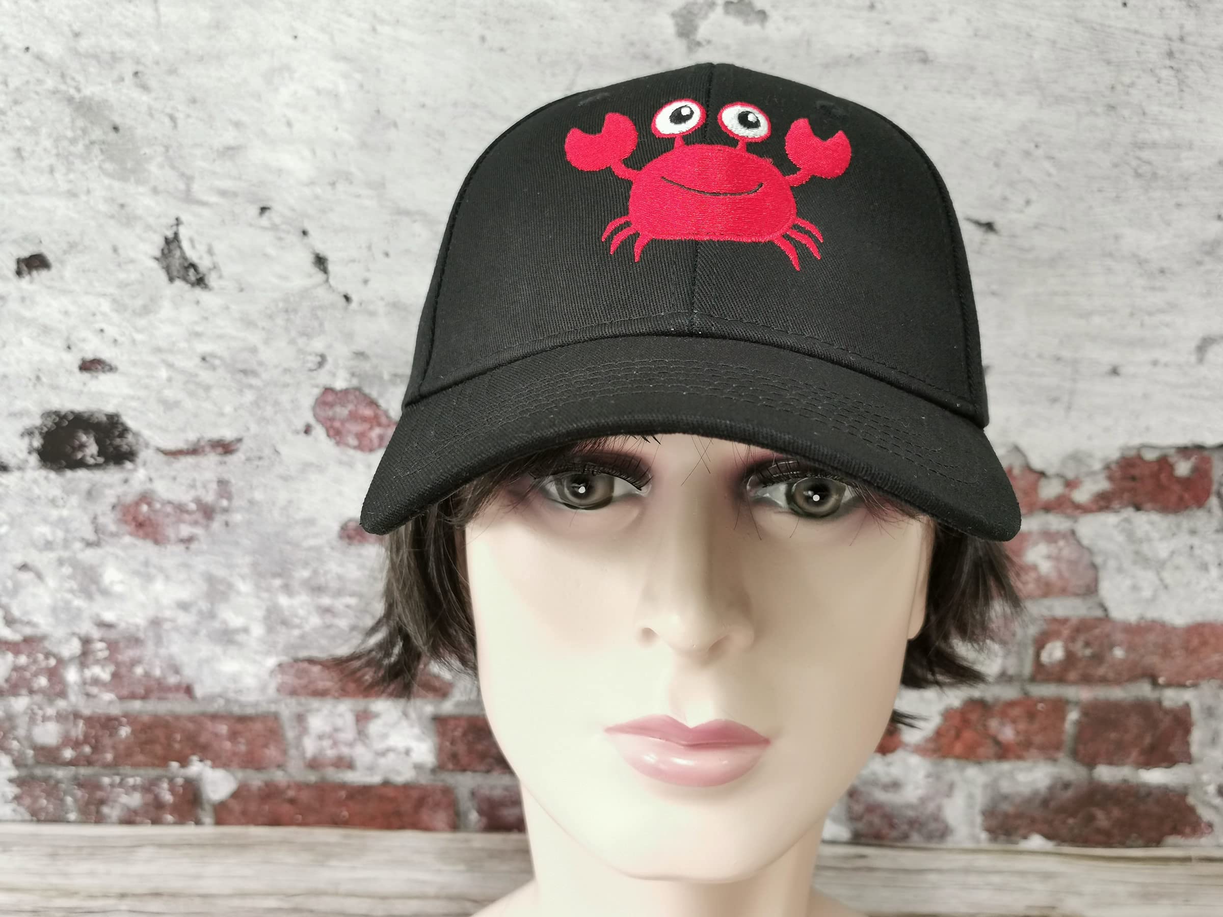 Embroidered Animal Baseball Cap - Stylish for Outdoor & Casual Wear