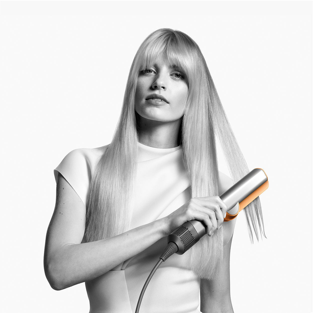 Professional Airstrait Hair Straightener - Ionic Ceramic Flat Iron for Frizz-Free Smoothing - Perfect for Home & Salon Styling