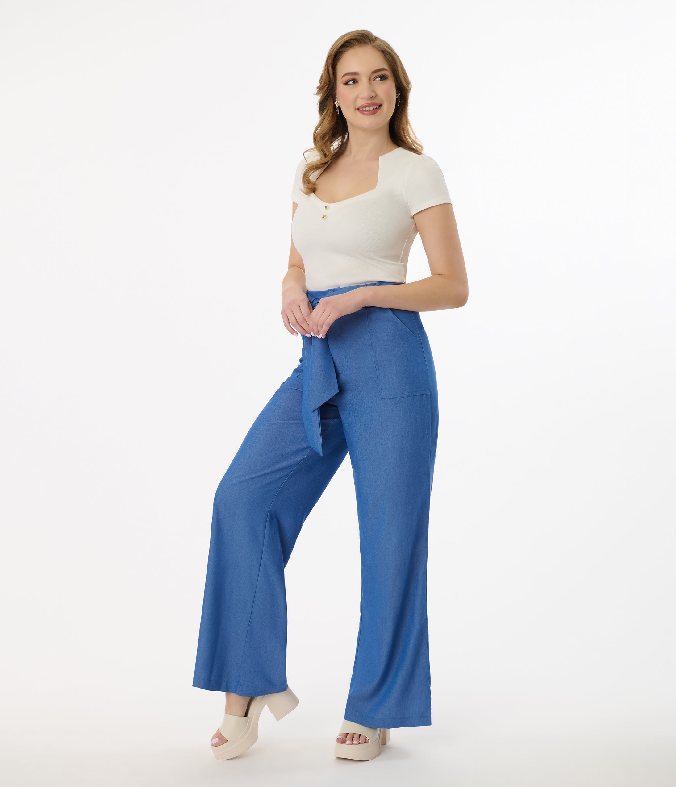 Vintage 1950s Blue Chambray Wide Leg Pants - Retro High Waist Trousers for Women - Perfect for Casual Outfits, Themed Parties & Vintage Fashion Lovers