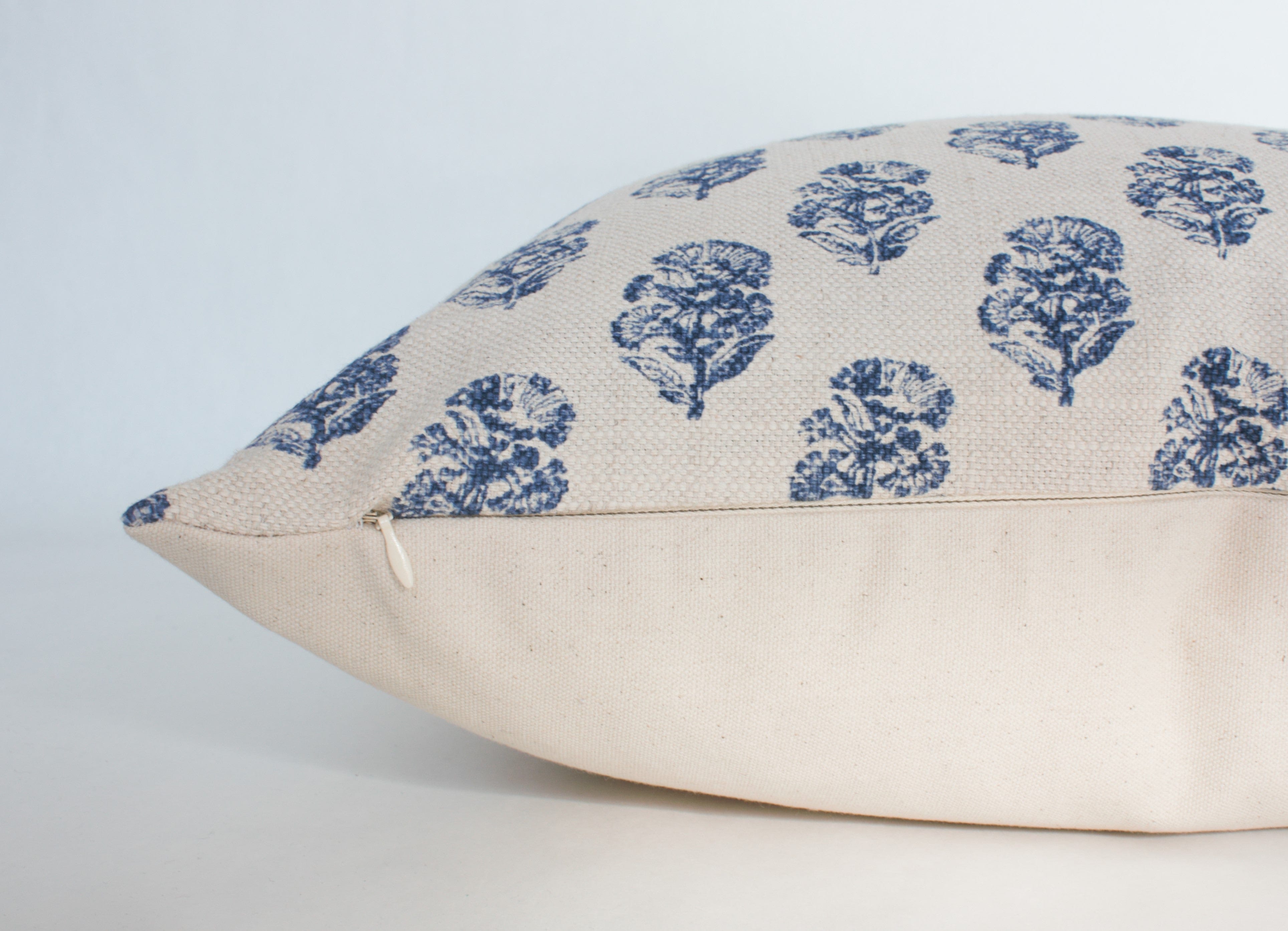 Owen Floral Pillow - Soft Decorative Throw Pillow for Couch, Bed, Sofa - Perfect for Home Decor, Living Room, Bedroom, Nursery - Floral Design Cushion Cover