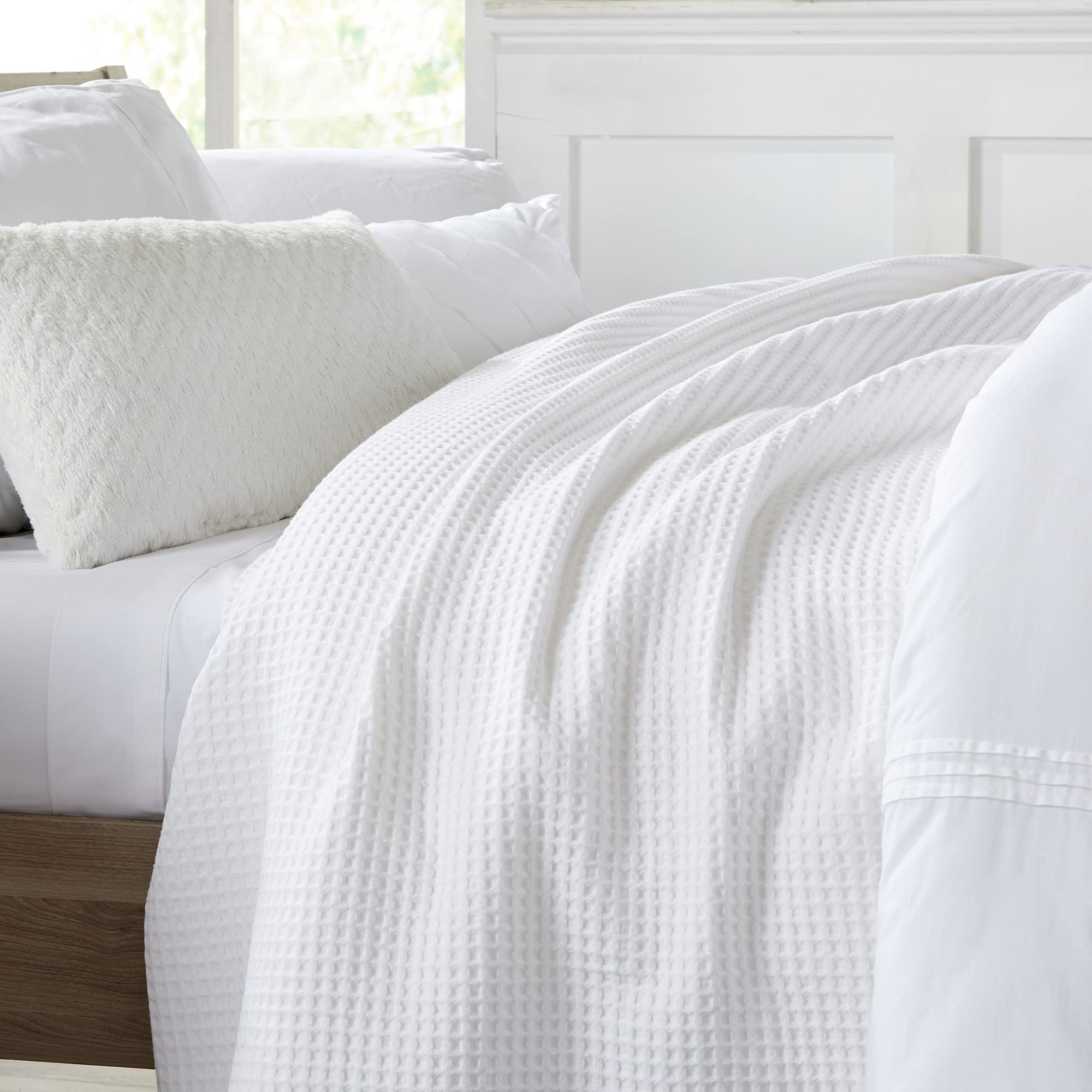 100% Cotton Waffle Weave Blanket - Ultra Soft & Breathable All-Season Bedding | King Size White Thermal Blanket for Layering | Brielle Collection | Perfect for Bedroom, Guest Room & Cozy Home Decor