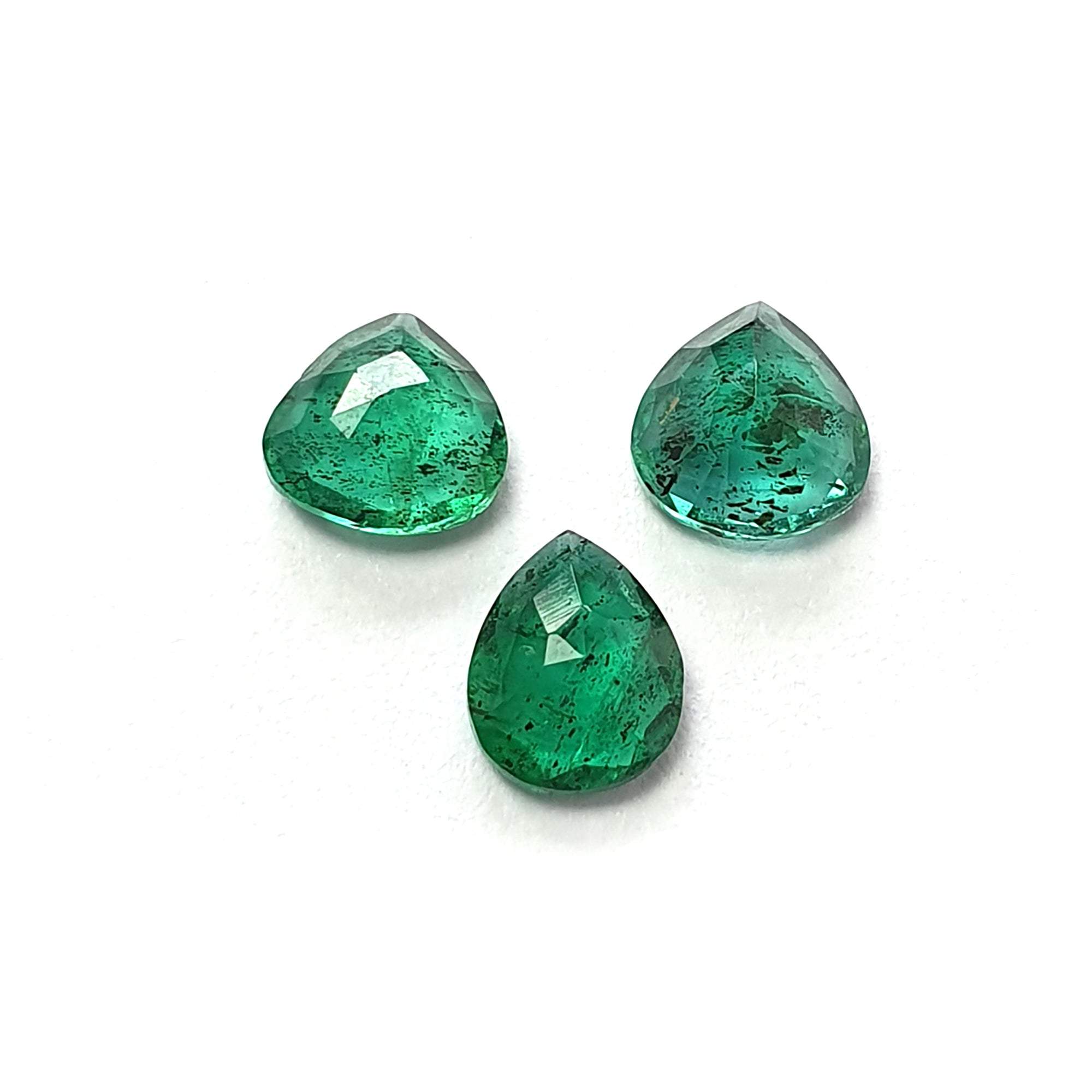 Natural Untreated Green Emerald Heart Shape Gemstone Set - 1.45cts, 5.5mm & 6mm (3pcs) | Emerald Jewelry for Engagement Rings, Anniversary Gifts & Fine Collections