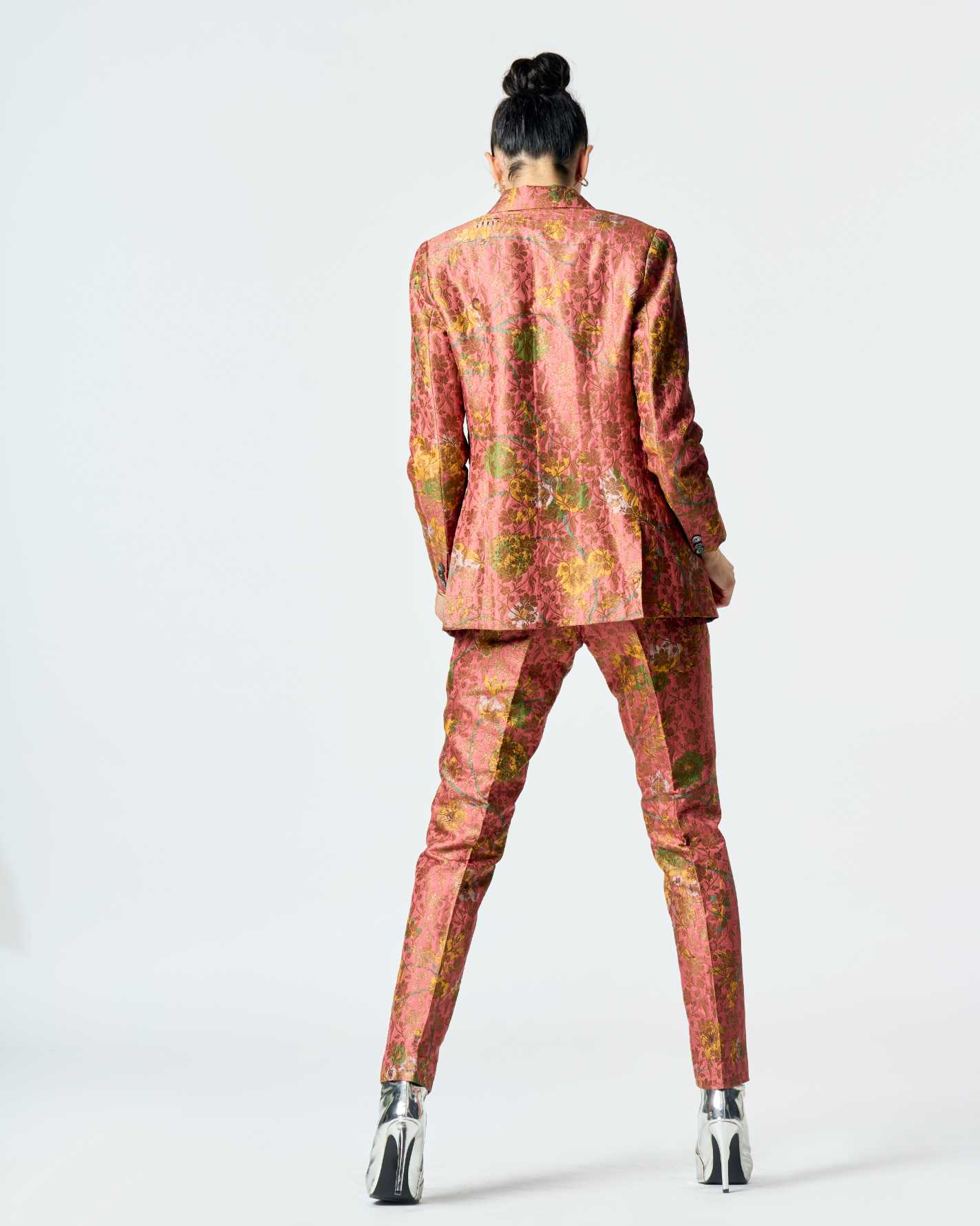 Elegant Rana Blazer in Silk Brocade with Rose Pattern - Perfect for Office Wear, Cocktail Parties & Formal Events
