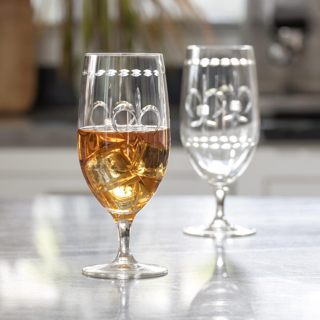 Fleur De Lis 16oz Footed Iced Tea Glasses - Set of 2 | Elegant Crystal Clear Glassware for Summer Beverages, Iced Coffee & Cocktails | Perfect for Parties, Picnics & Outdoor Entertaining