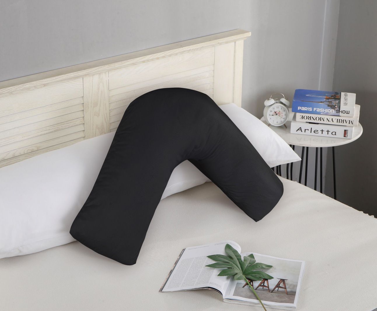 1000TC Premium Ultra Soft V-Shaped Pillowcase - Black | Luxury Bedding for Side Sleepers & Neck Support | Perfect for Home, Hotel, and Travel Use