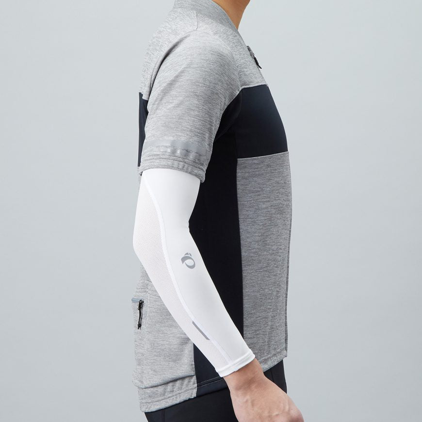 Pearl Izumi Unisex UV Sun Protection Arm Sleeves - Cooling & Breathable White Arm Covers for Running, Cycling, Hiking & Outdoor Sports (Pair, White 4012)