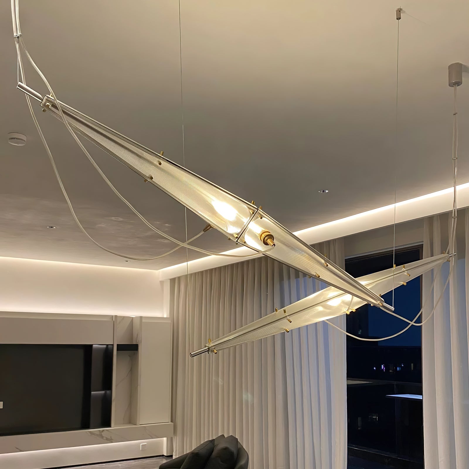 Modern Fragment Pendant Light - Handmade Glass Ceiling Lamp for Dining Room, Kitchen Island, Living Room & Bedroom - Elegant Hanging Light Fixture with Adjustable Cord