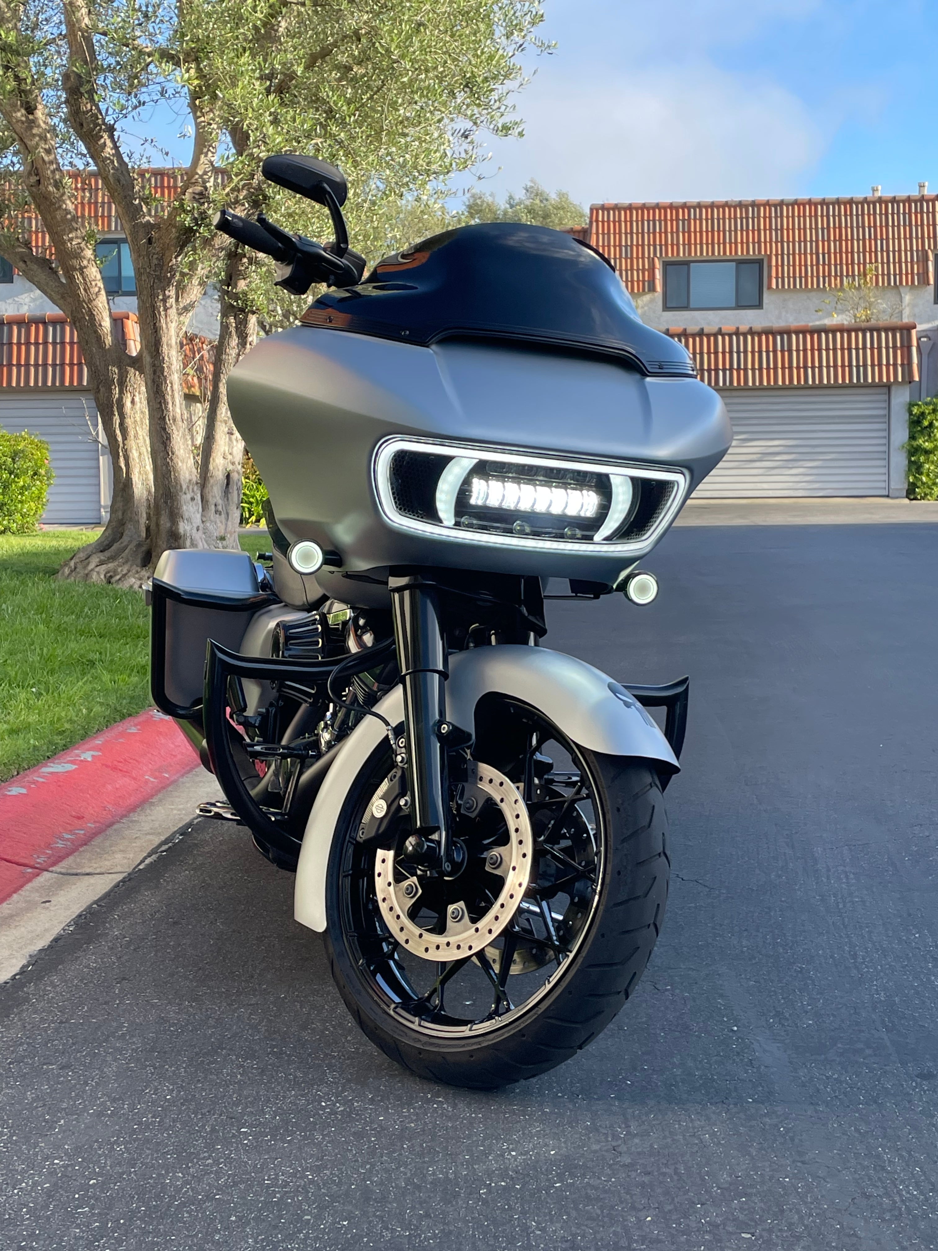 Eagle Lights HALOS DRL Bezel with Vent Inserts & White LED Running Lights for Harley Davidson Road Glide Motorcycles - Upgrade Your Bike's Style & Visibility for Night Riding & Custom Look