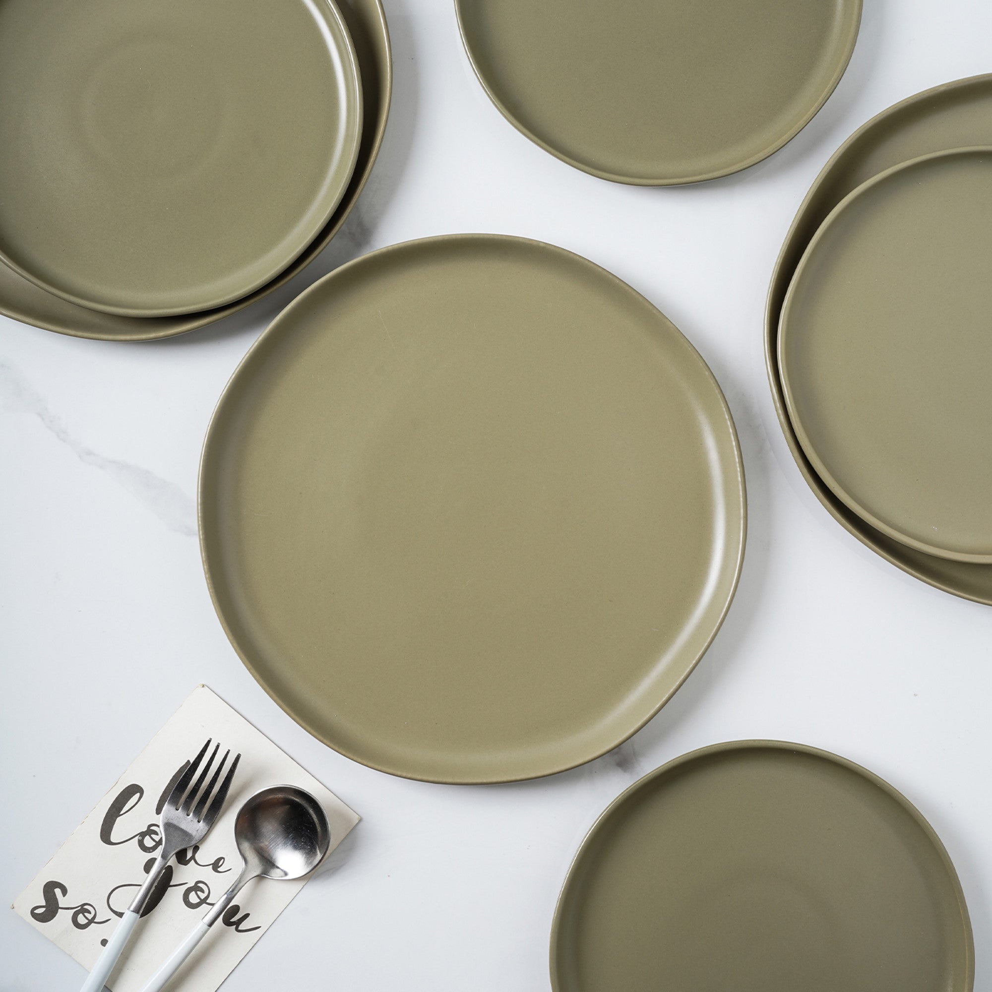 Premium Tom Stoneware Dinner Plate - Elegant Olive Design for Everyday Dining & Entertaining - Perfect for Family Meals, Dinner Parties & Restaurant Use