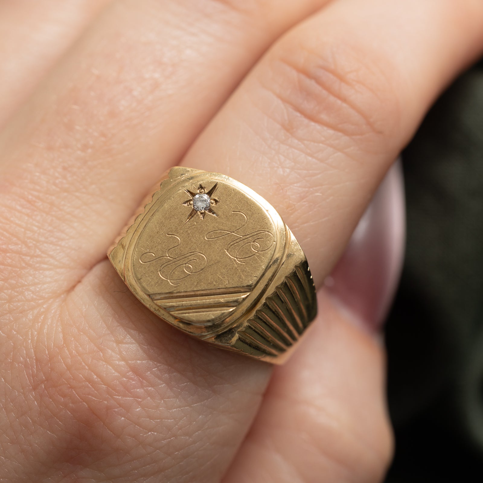 Diamond 'KH' Initial Signet Ring | 0.03ct | Size 11.75 | Elegant Personalized Jewelry for Women | Perfect Gift for Anniversary, Birthday & Special Occasions