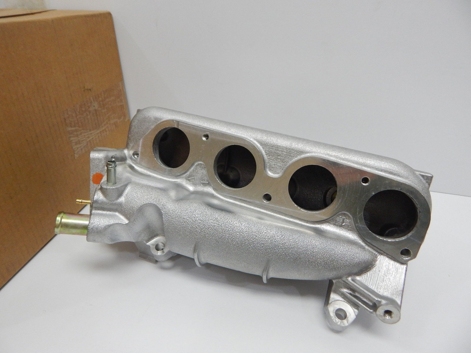 ACDelco 88973132 GM Original Equipment Lower Intake Manifold Assembly - Replacement Part for Chevy, GMC & Cadillac Engines - Improves Engine Performance & Fuel Efficiency