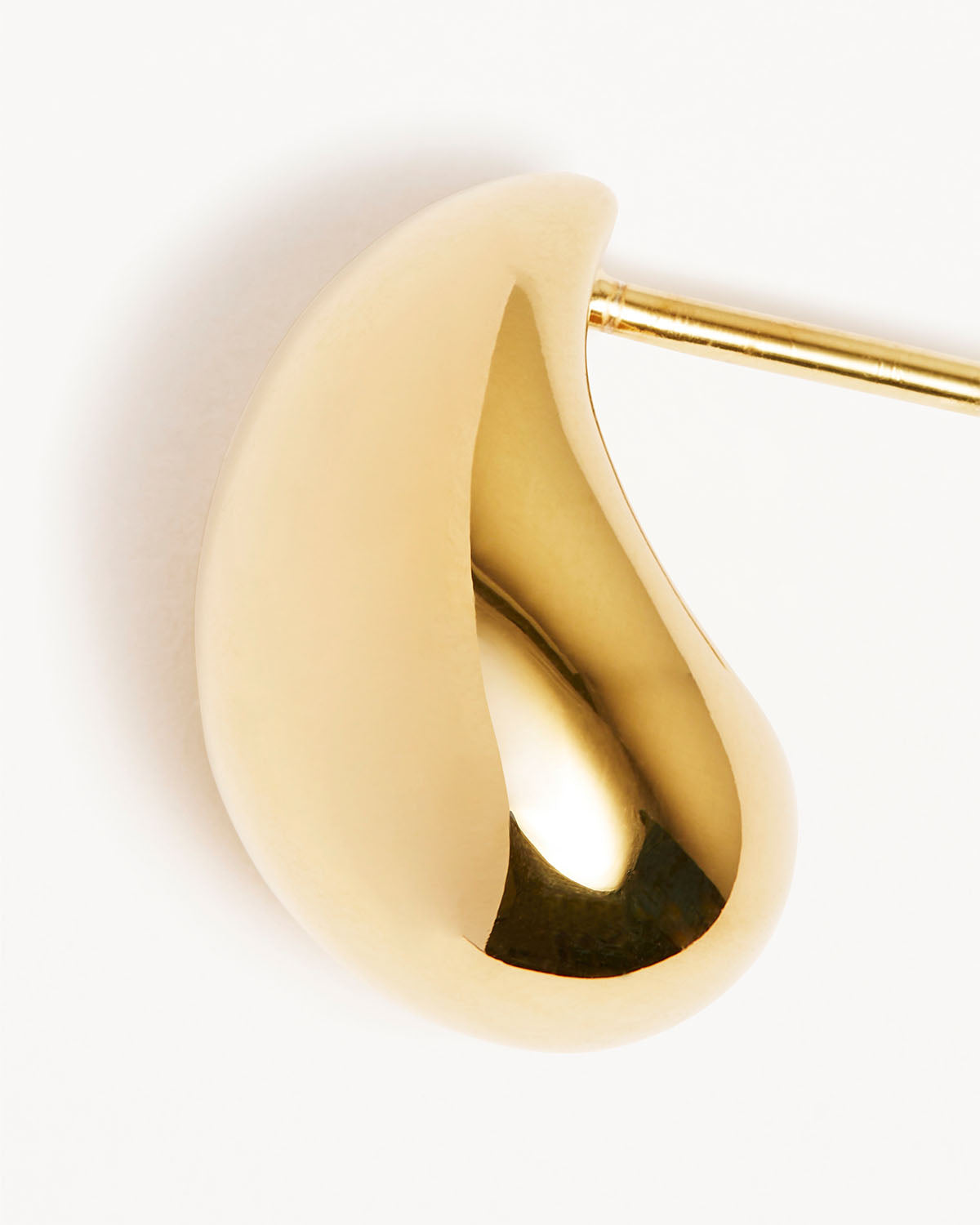 18K Gold Vermeil Magic Small Earrings - Elegant & Dainty Jewelry for Women - Perfect for Parties, Weddings & Everyday Wear