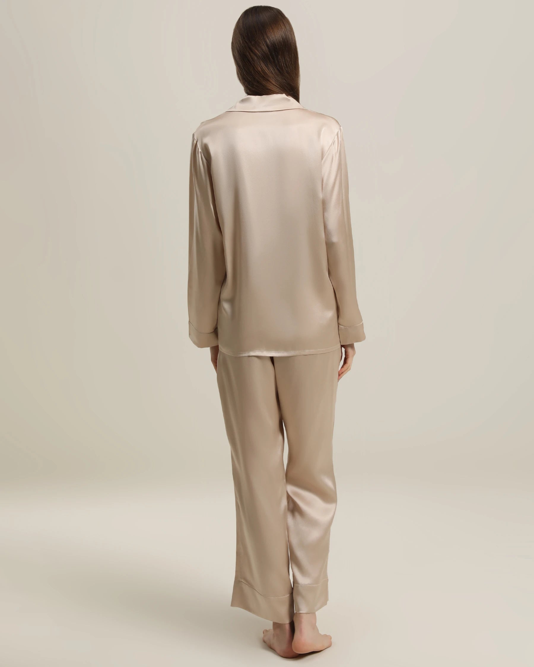 Luxury Women's Silk Pajama Set - Soft 100% Mulberry Silk Two-Piece Sleepwear for Women, Perfect for Relaxing at Home, Spa Days & Romantic Getaways