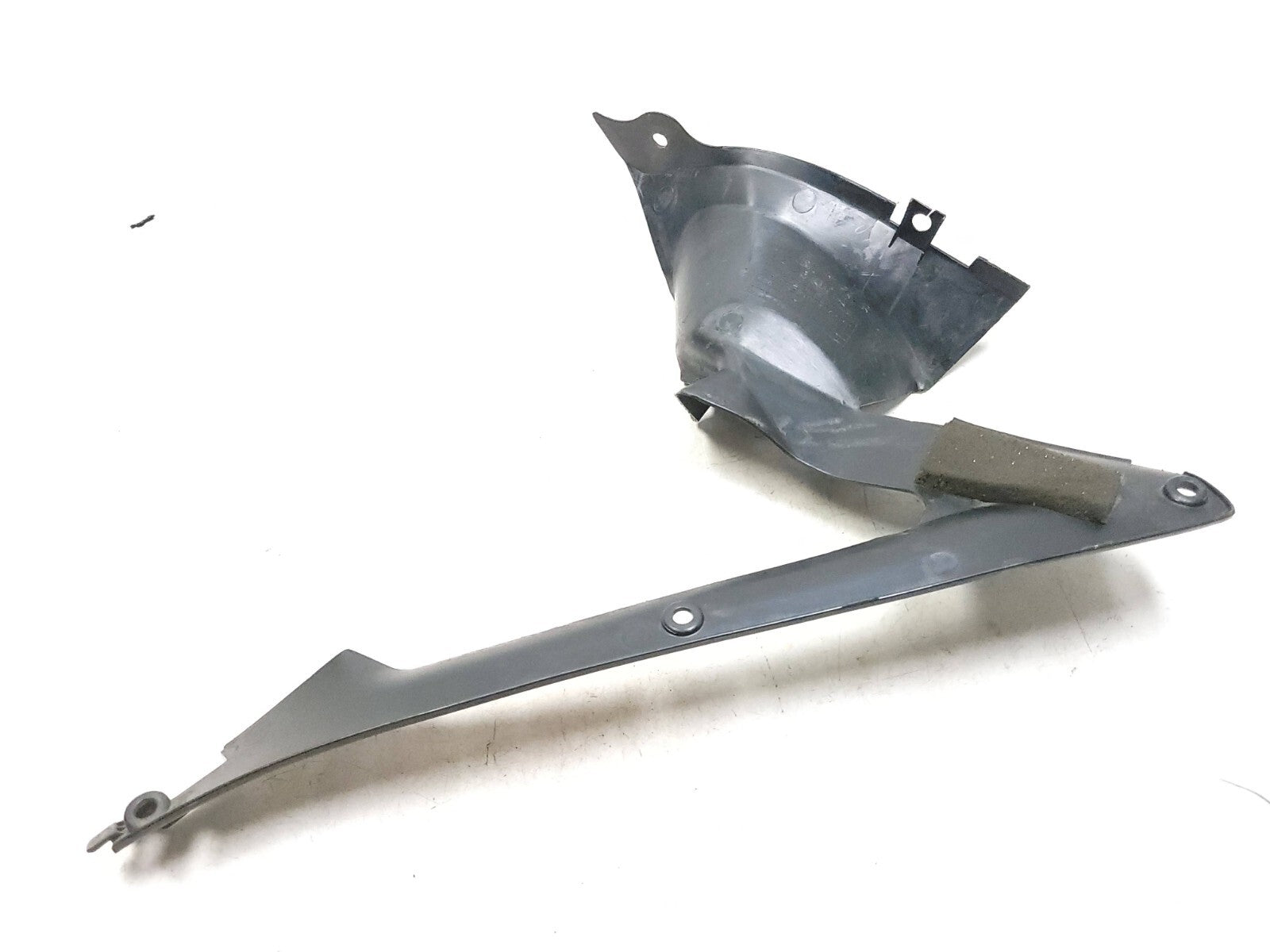 2004-2005 Honda CBR1000RR OEM Right Front Middle Cowl Fairing Replacement Part - Perfect for Motorcycle Restoration & Racing Upgrades