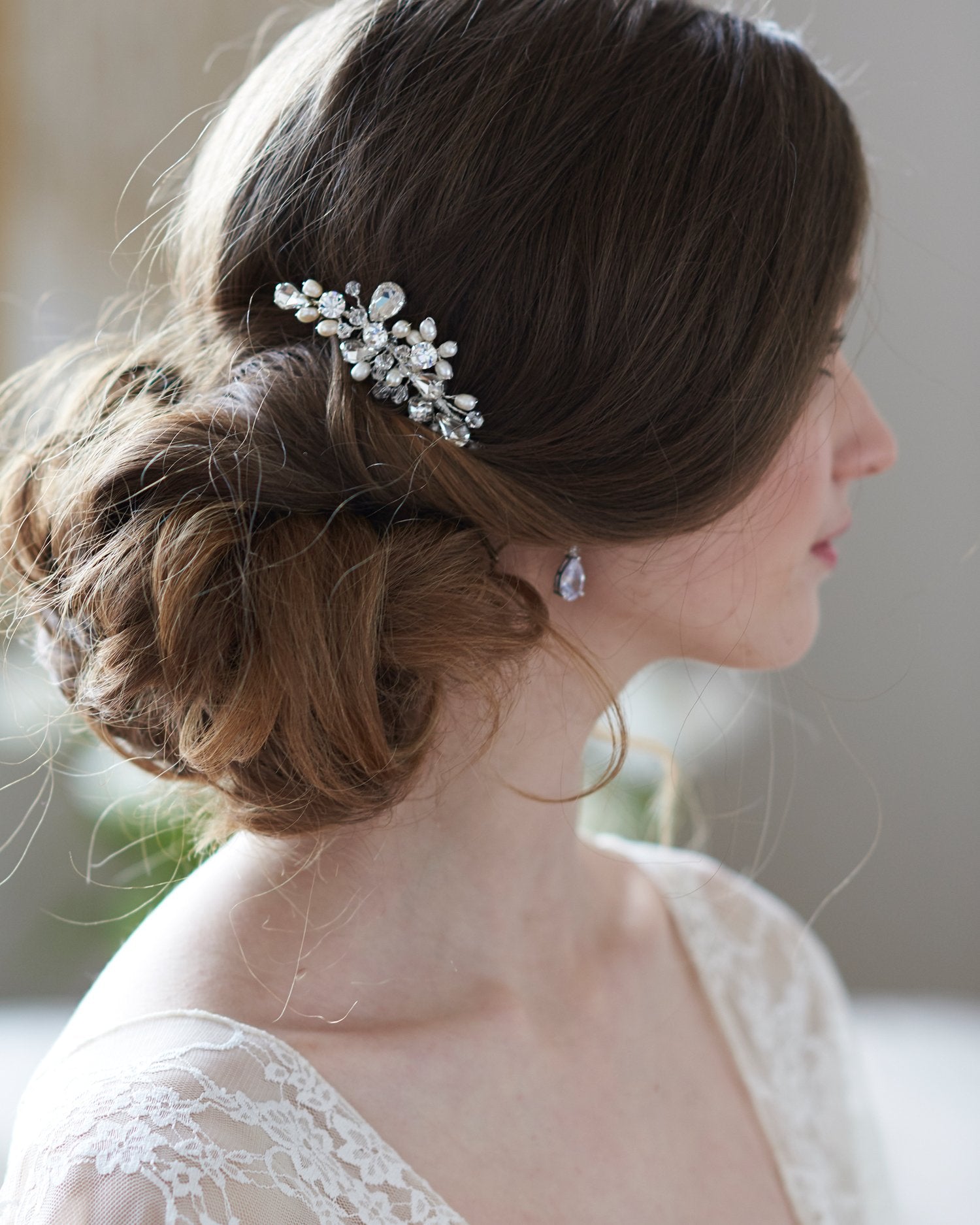 Priscilla Freshwater Pearl Hair Comb - Elegant Bridal Wedding Hair Accessory for Women - Perfect for Weddings, Proms, and Special Occasions