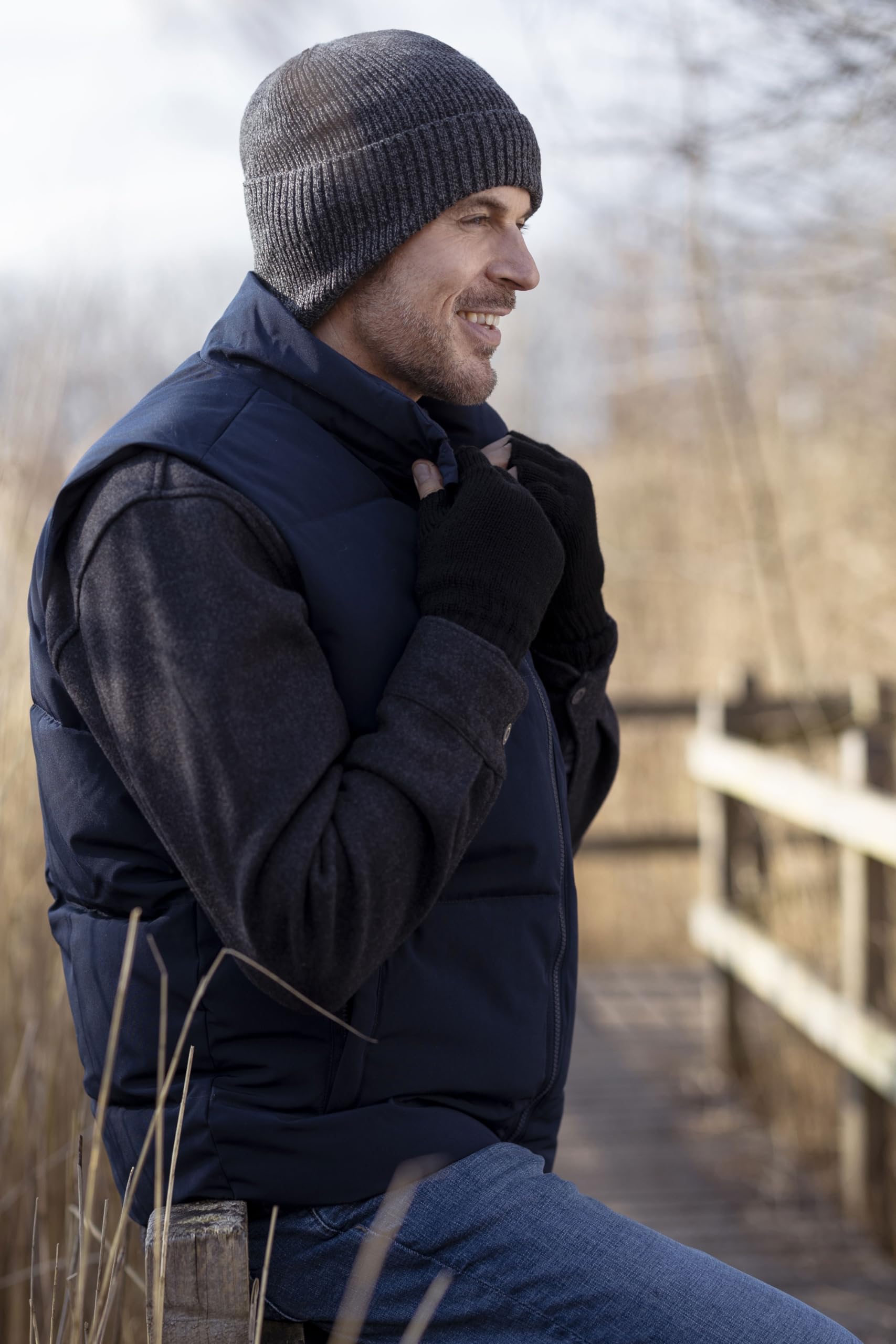 Heat Holders Men's Acrylic Expedition Thermal Beanie - Ultra Warm Winter Hat for Cold Weather - Perfect for Skiing, Snowboarding & Outdoor Activities