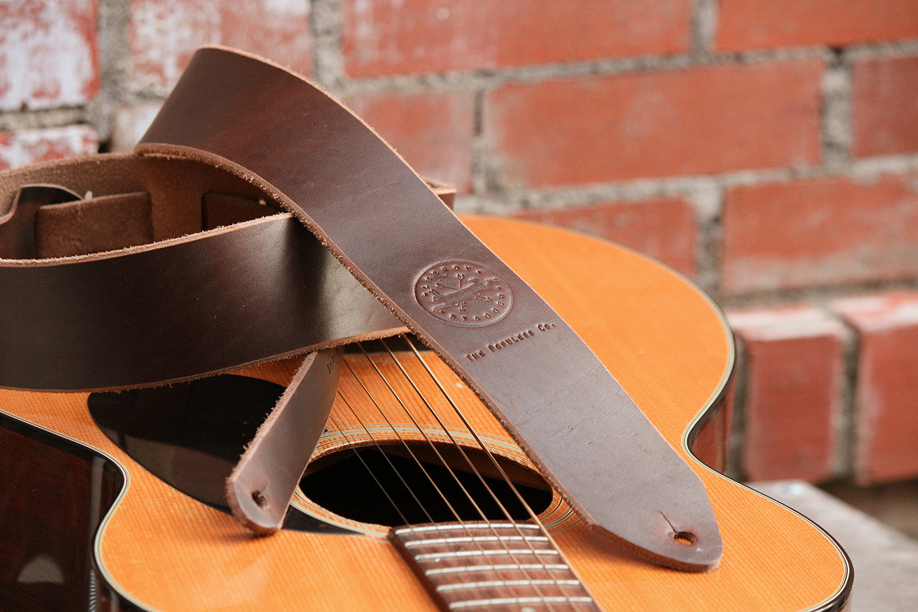 Premium Brown Leather Guitar Strap for Acoustic & Electric Guitars - Comfortable & Adjustable for Musicians, Performers & Beginners - Perfect for Live Shows, Studio Sessions & Practice