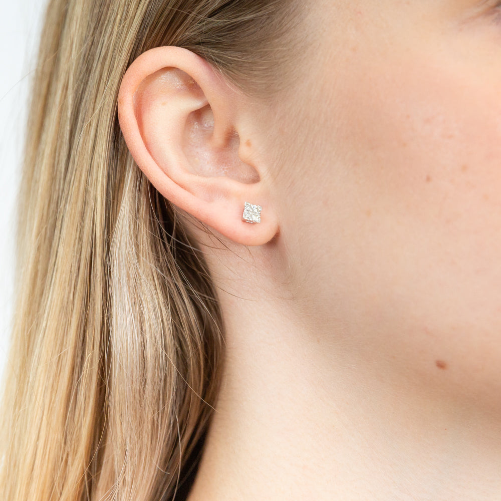9ct White Gold 1/4 Carat Diamond Stud Earrings - 10 Brilliant Cut Diamonds for Women | Perfect for Weddings, Anniversaries & Special Occasions