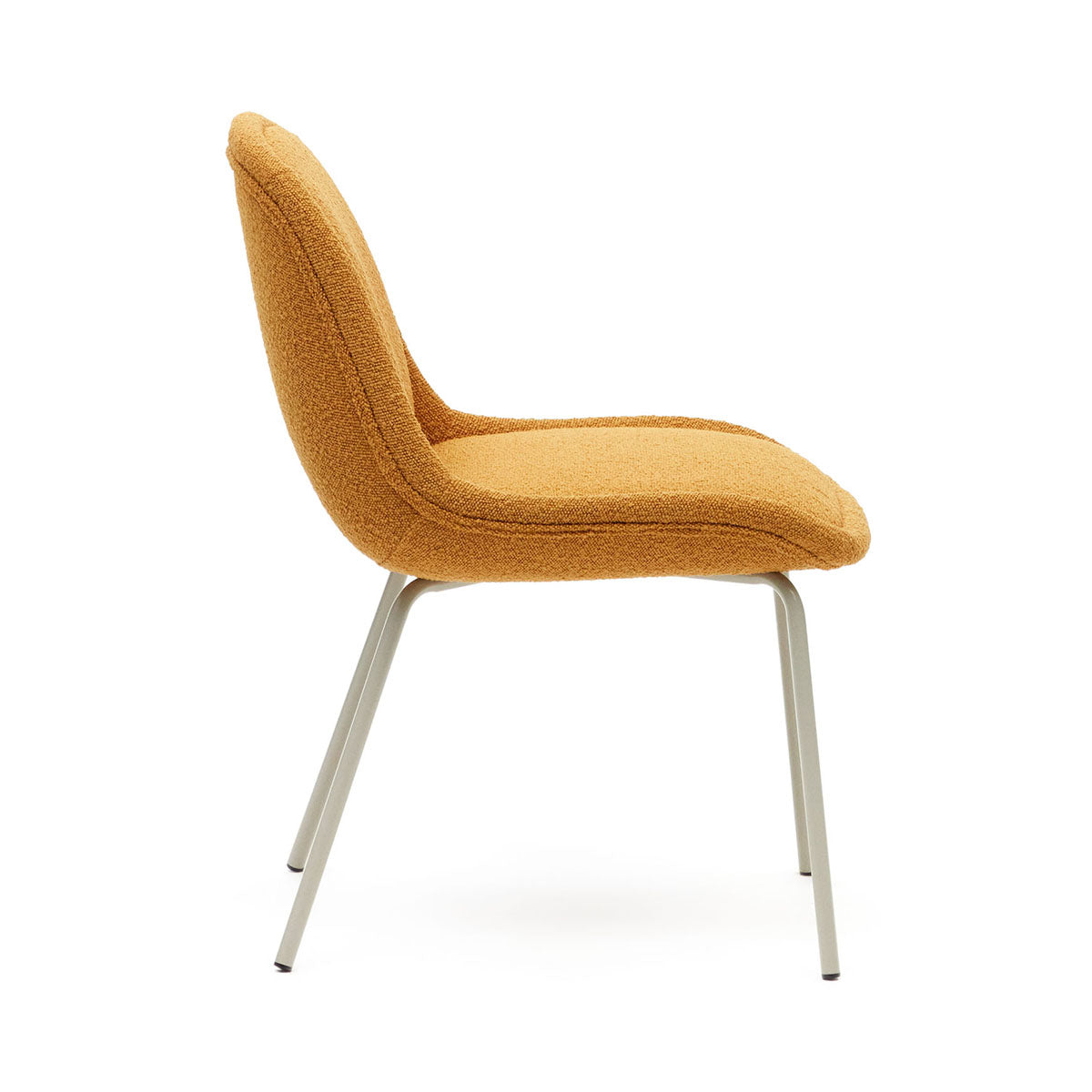 Aimin Chair by Kave Home - Modern Accent Chair for Living Room, Bedroom & Office - Comfortable Upholstered Lounge Chair with Wooden Legs