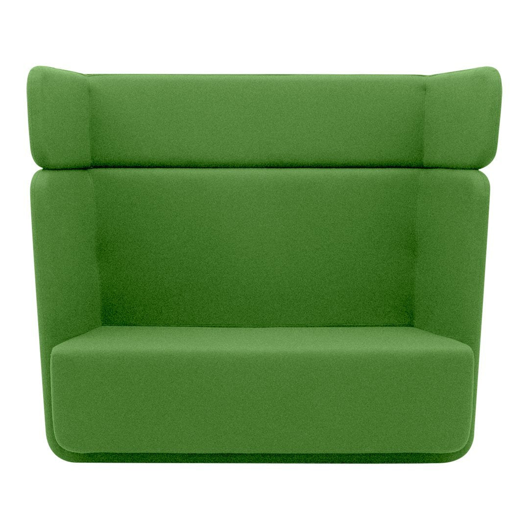 Comfortable Wicker Basket Sofa Chair - Cozy Indoor/Outdoor Rattan Lounge Seating for Living Room, Patio, or Garden Relaxation