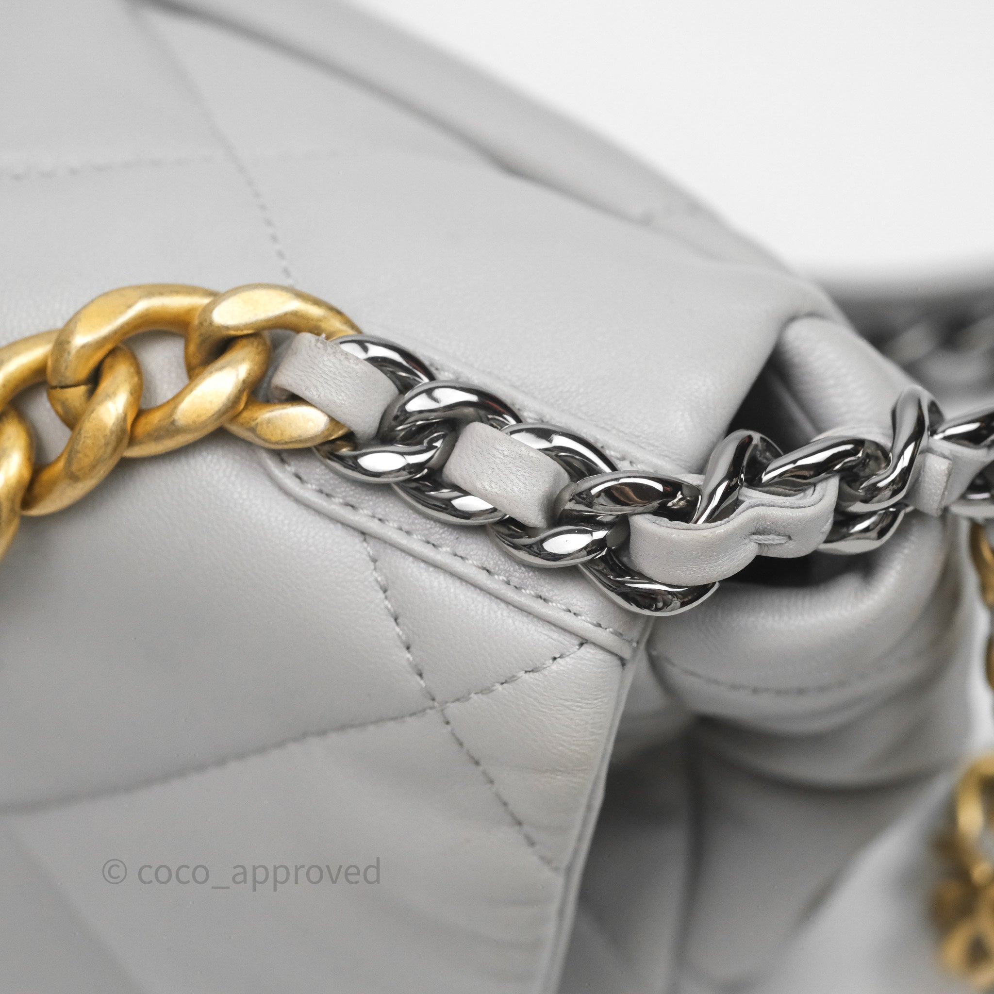 Chanel 19 Small Handbag in Light Grey with Mixed Hardware - Luxury Crossbody Bag for Women, Perfect for Everyday Use & Special Occasions