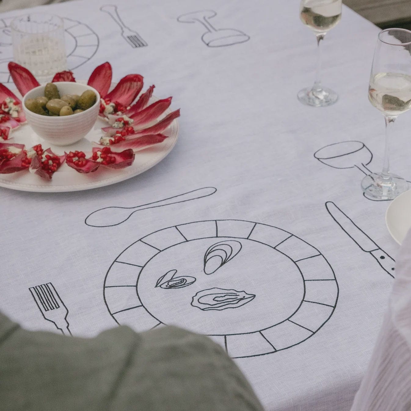 White Soirée 100% Linen Embroidered Tablecloth - Elegant Dining & Special Occasion Table Cover for Weddings, Parties & Fine Dining