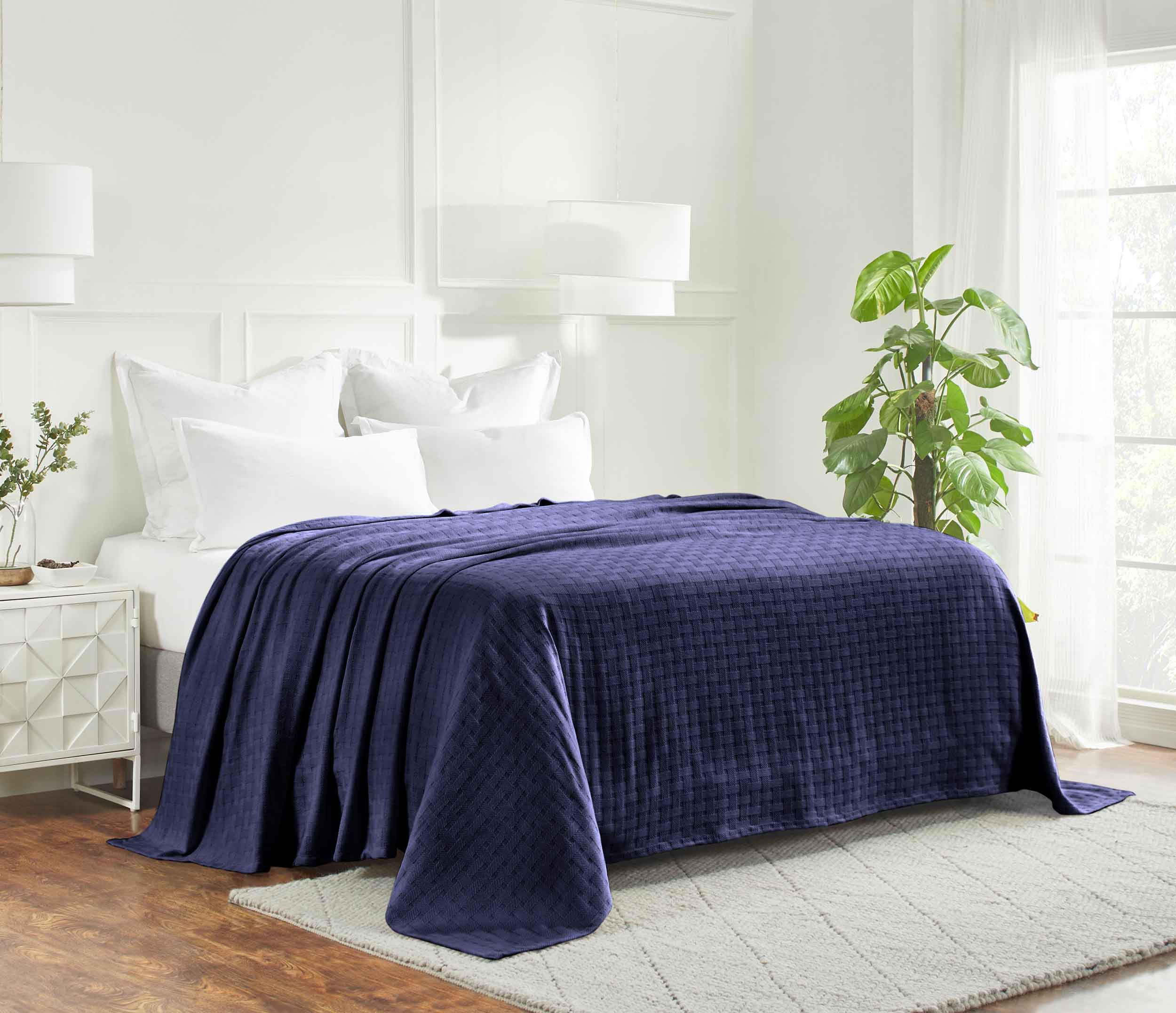 Soft Basketweave All-Season Cotton Bed Blanket & Sofa Throw - Lightweight Breathable Blanket for Bedroom, Living Room, Travel and Outdoor Use