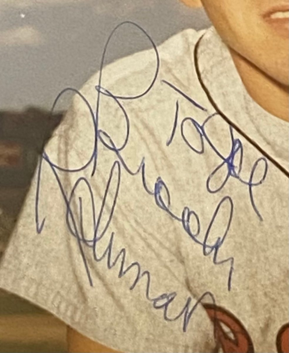 Brooks Robinson Autographed 8x10 Baltimore Orioles Baseball Photo with JSA COA AL44206 - Perfect for Sports Memorabilia Collectors & Orioles Fans Display