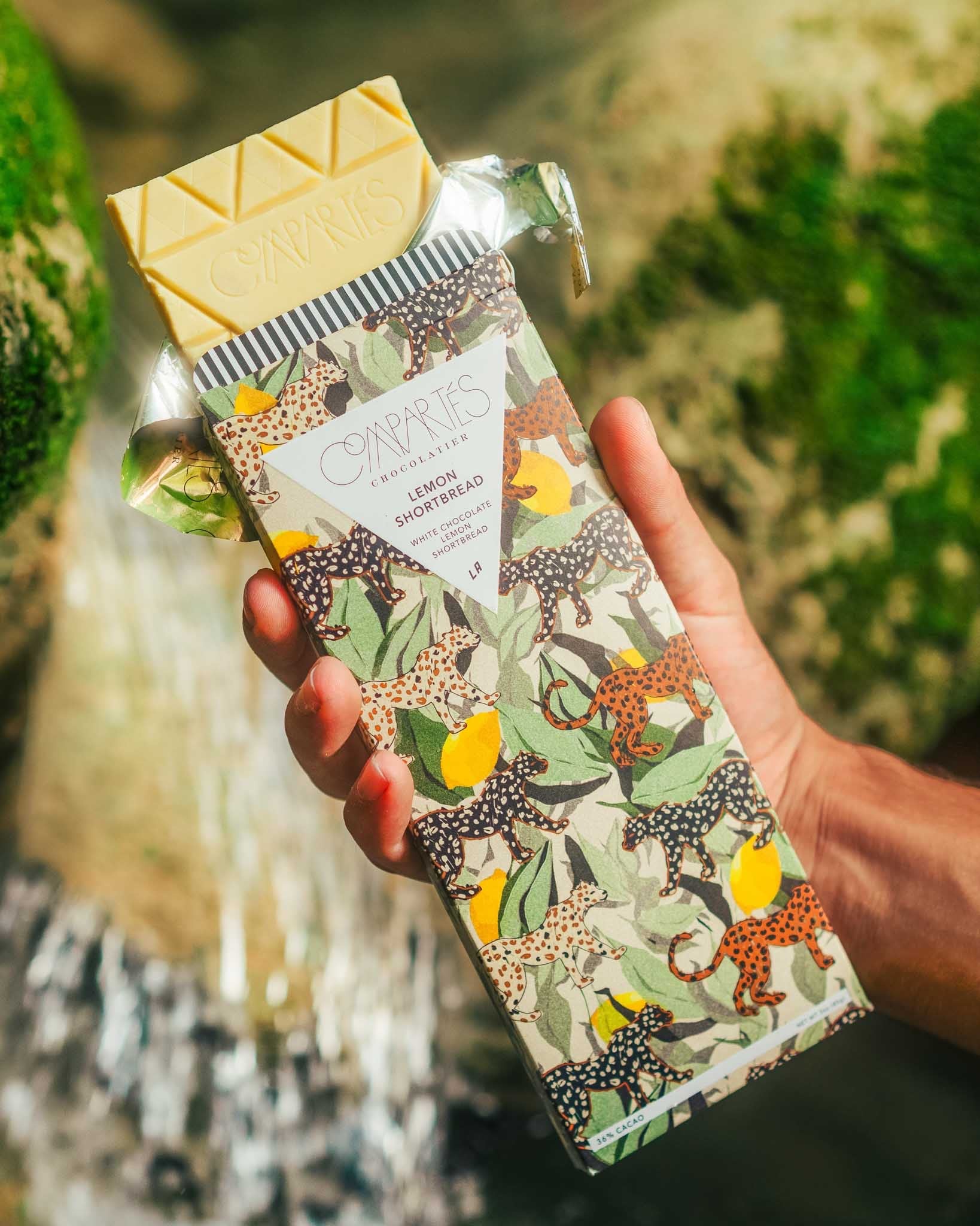 Delicious Lemon Shortbread Chocolate Bar - Sweet & Tangy Dessert for Gifting, Parties & Afternoon Tea