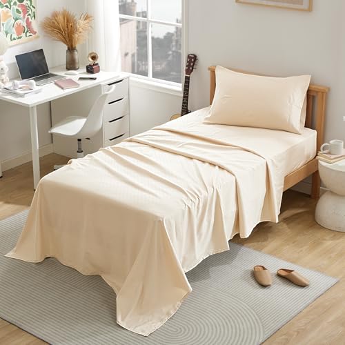 Beige-four Leaf Clove