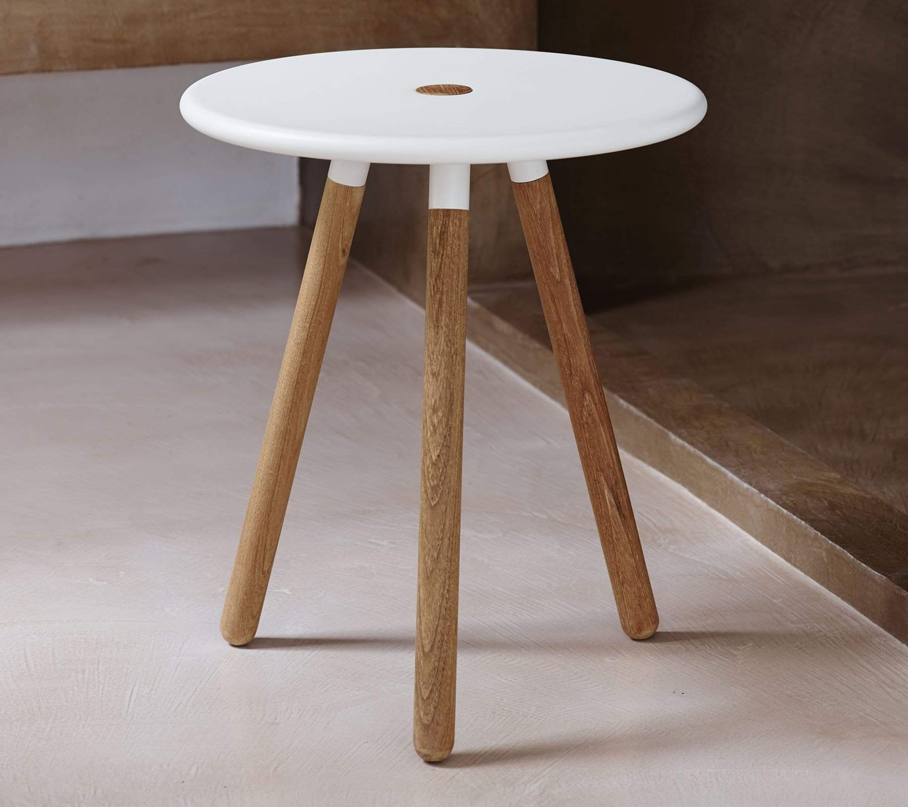 Outdoor Coffee Table Stool - Rustic Wooden Side Table for Patio, Garden & Poolside - Perfect for Outdoor Entertaining & Relaxation