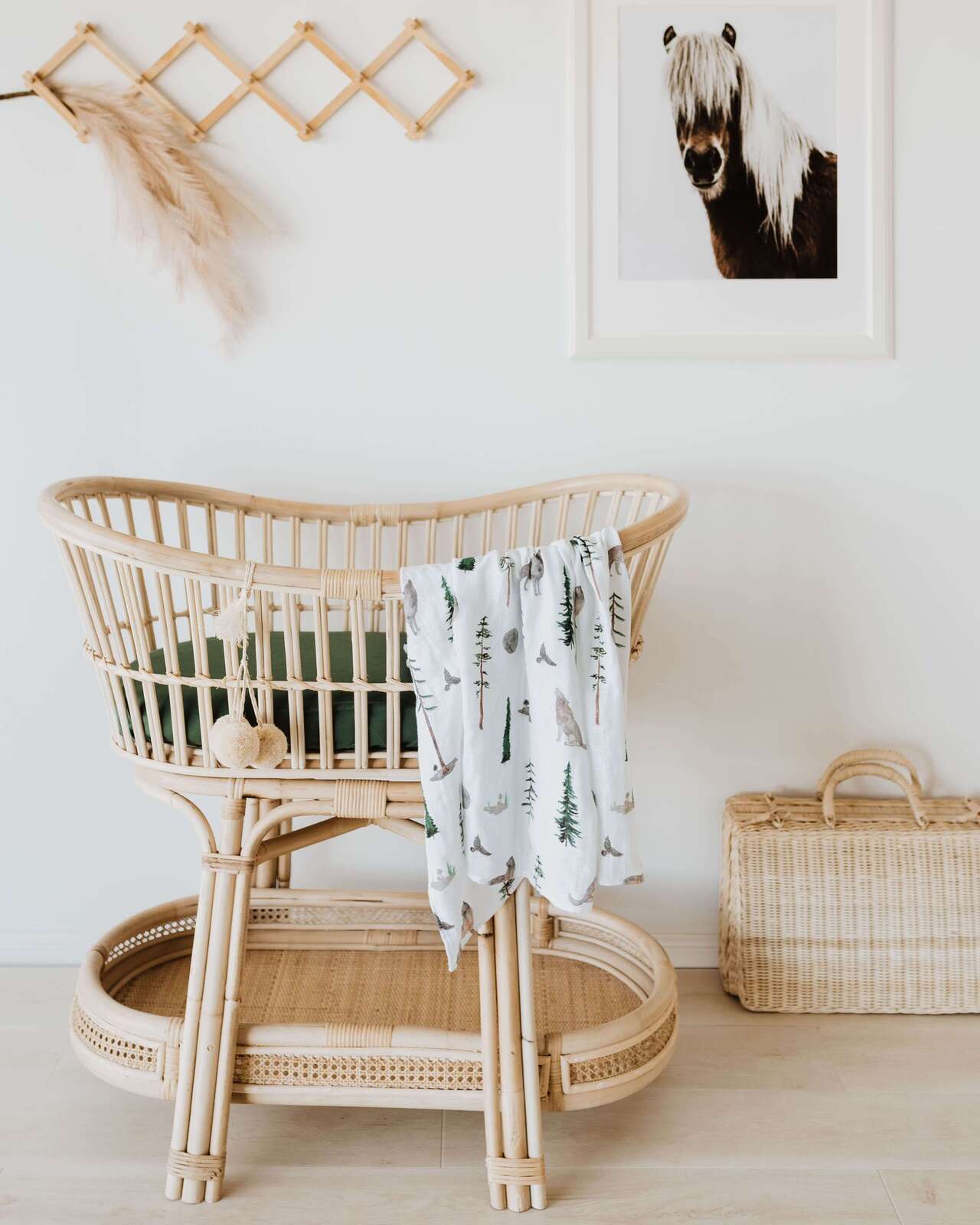 Snuggle Hunny Bassinet Sheet & Change Pad Cover - Soft & Breathable Olive Green Baby Crib Fitted Sheet for Newborn Nursery - Perfect for Cozy Naps & Quick Diaper Changes
