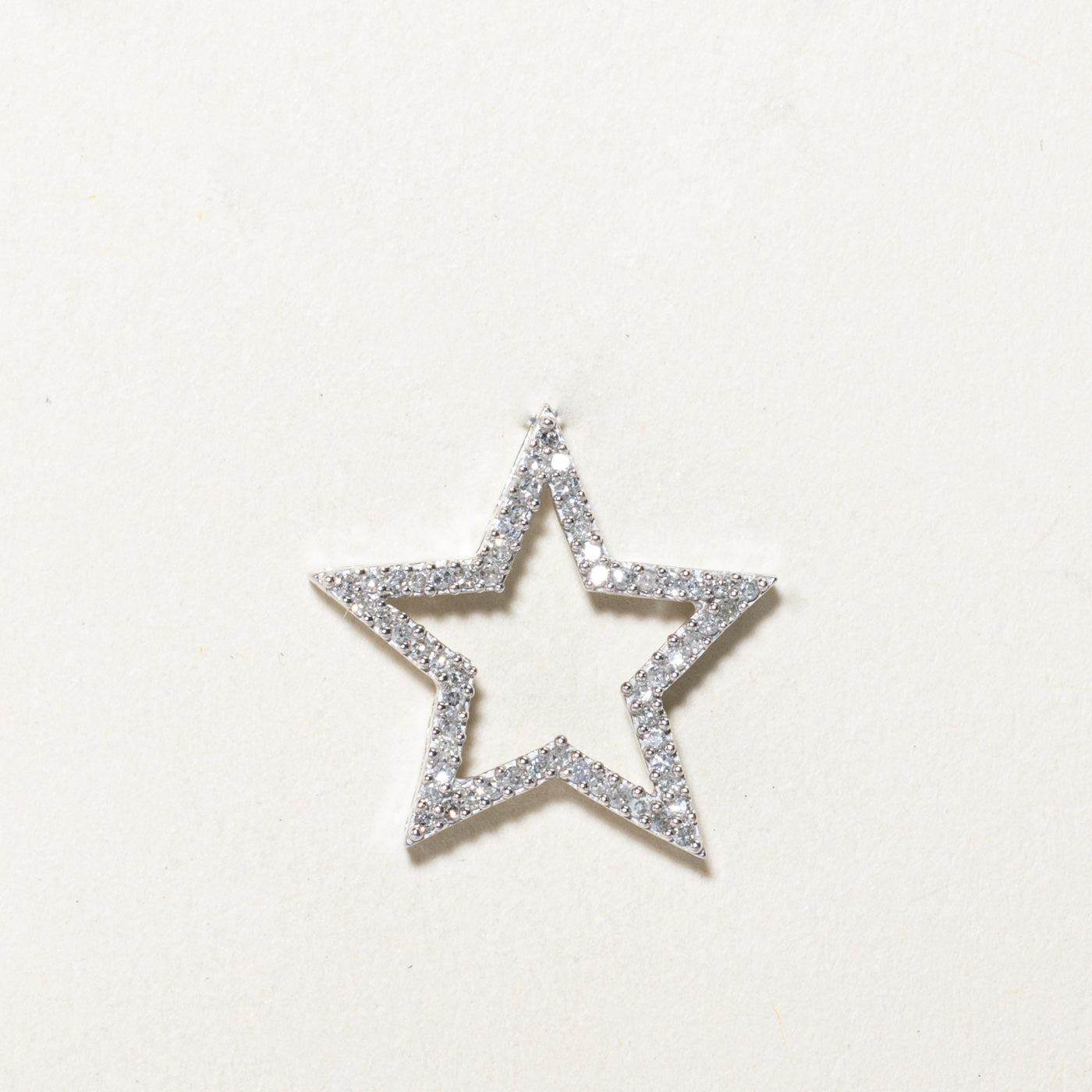 0.20ctw Diamond Open Star Pendant Necklace - Elegant 14K Gold Star Charm Jewelry for Women - Perfect for Birthday, Anniversary & Valentine's Day Gifts