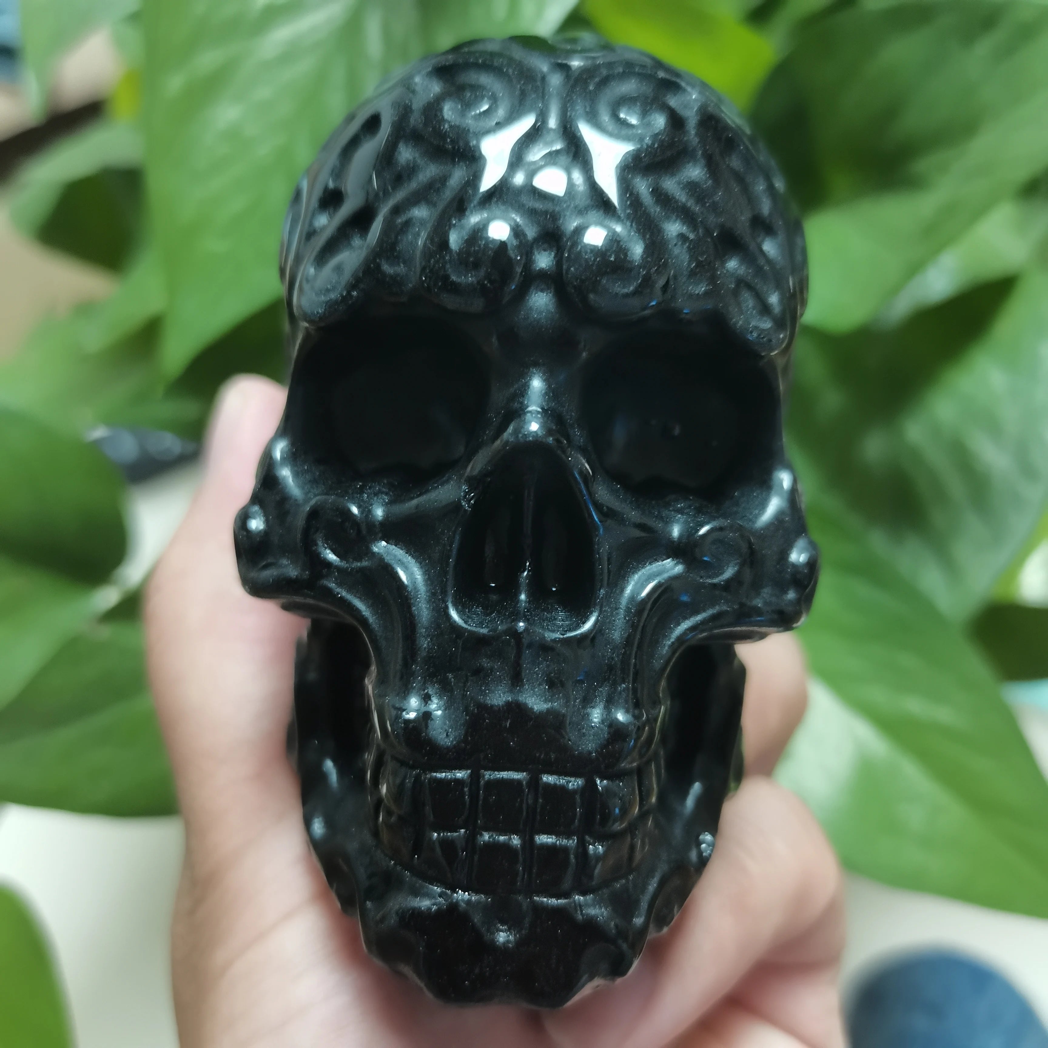 750g 110mm Natural Labradorite Skull Carving - Healing Crystal Gemstone for Reiki, Feng Shui, Home Decor & Spiritual Gifts | Perfect for Meditation Rooms, Yoga Spaces & Unique Home Decorations