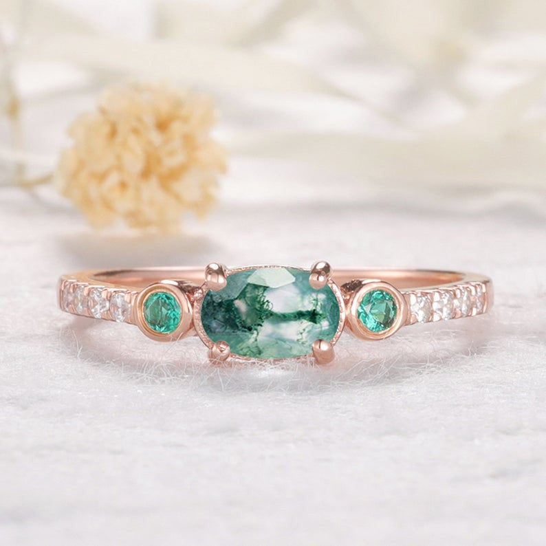 Elegant Moss Agate & Diamond Rose Gold Wedding Ring for Women – Emerald Cut Engagement Ring for Brides & Anniversary Gifts (Perfect for Proposals, Weddings & Romantic Occasions)