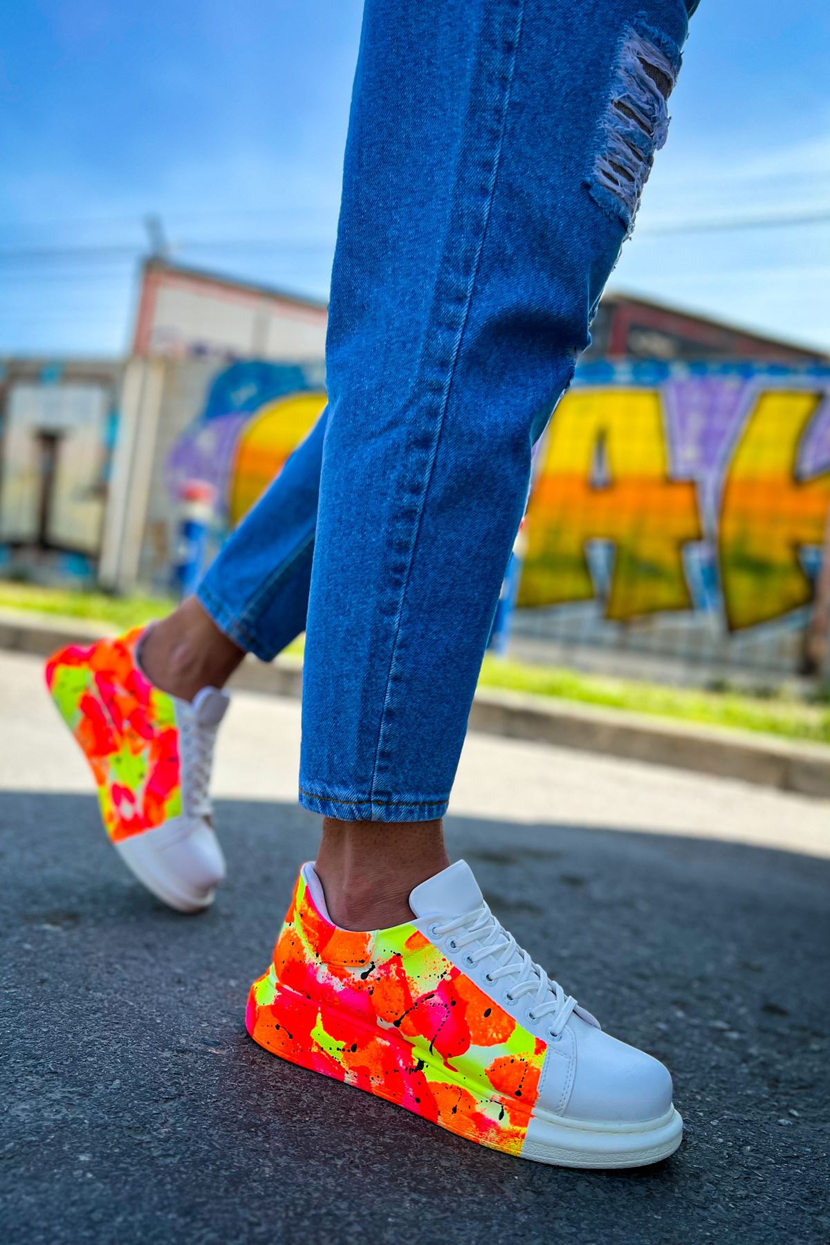 CH254 CBT Pittura Men's Sneakers 535 NEON ORANGE / BLACK - Waterproof Rain Shoes for Outdoor Activities and Urban Fashion