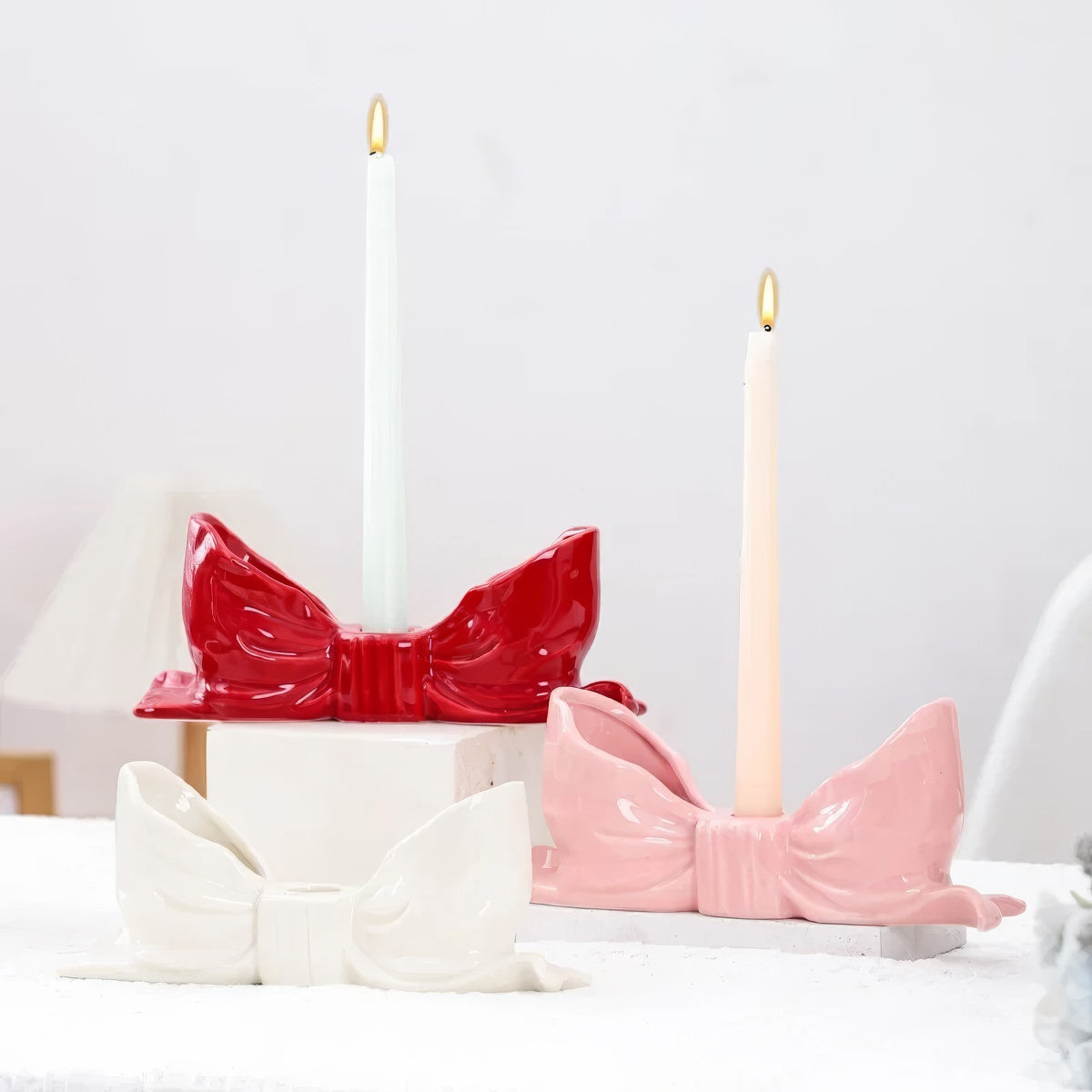 Elegant Ceramic Bow-Shaped Candle Holder - Decorative Home Decor for Romantic Dinners, Wedding Centerpieces & Cozy Ambiance